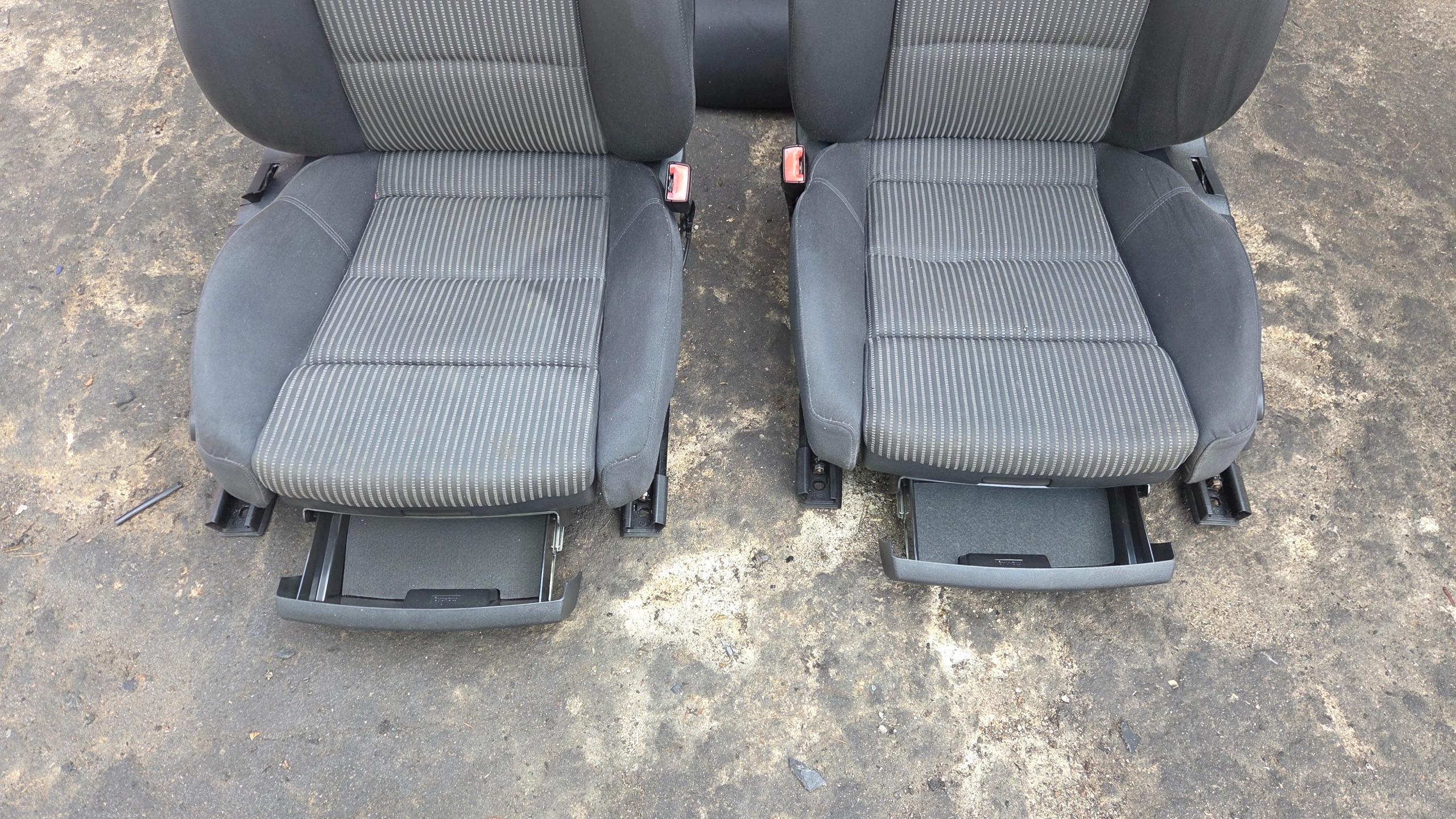 Sièges banquette Audi A4 B6 B7 Avant électriques image 10