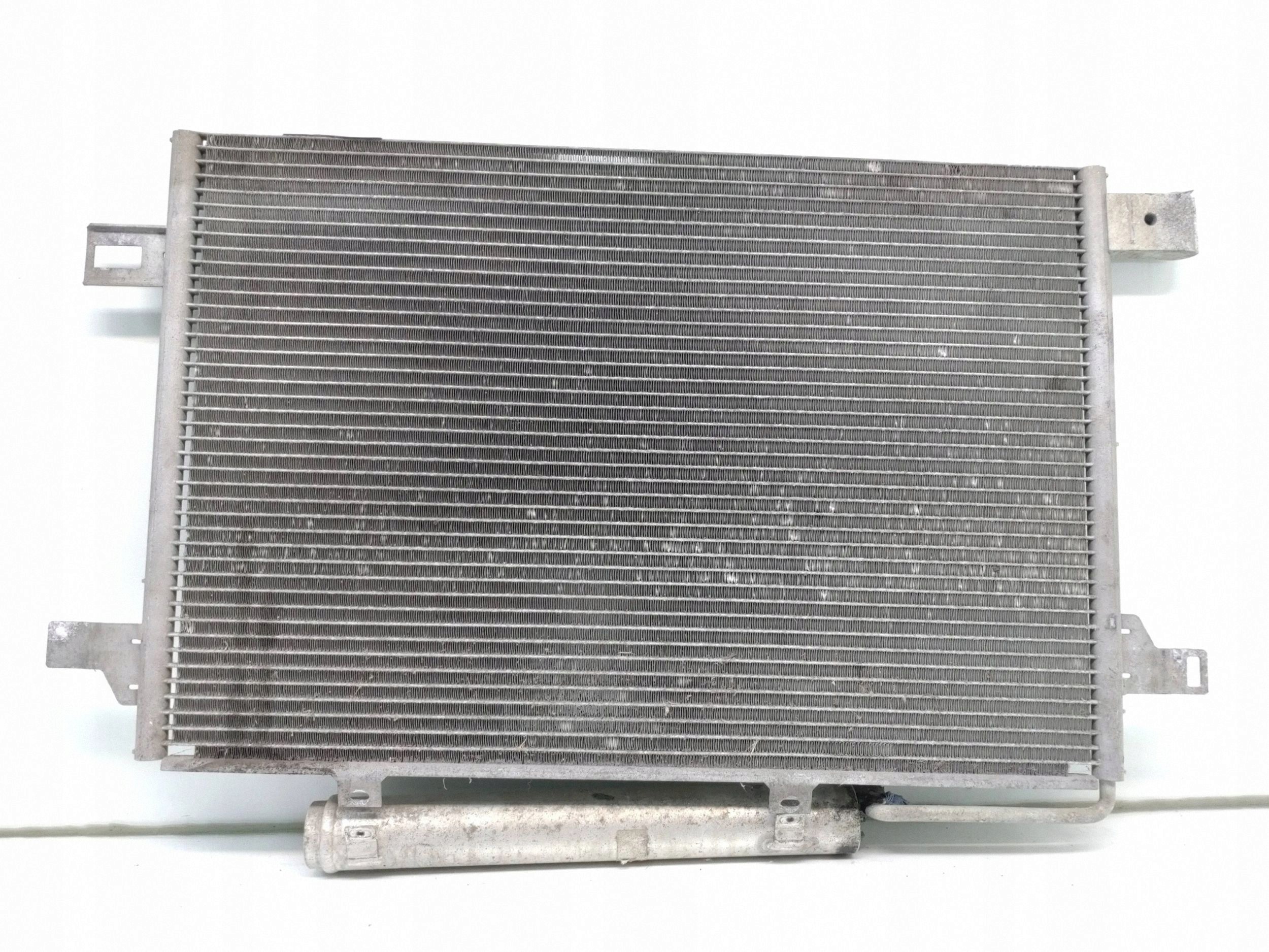 Mercedes B W245 Klimakondensator R8840003 image 3