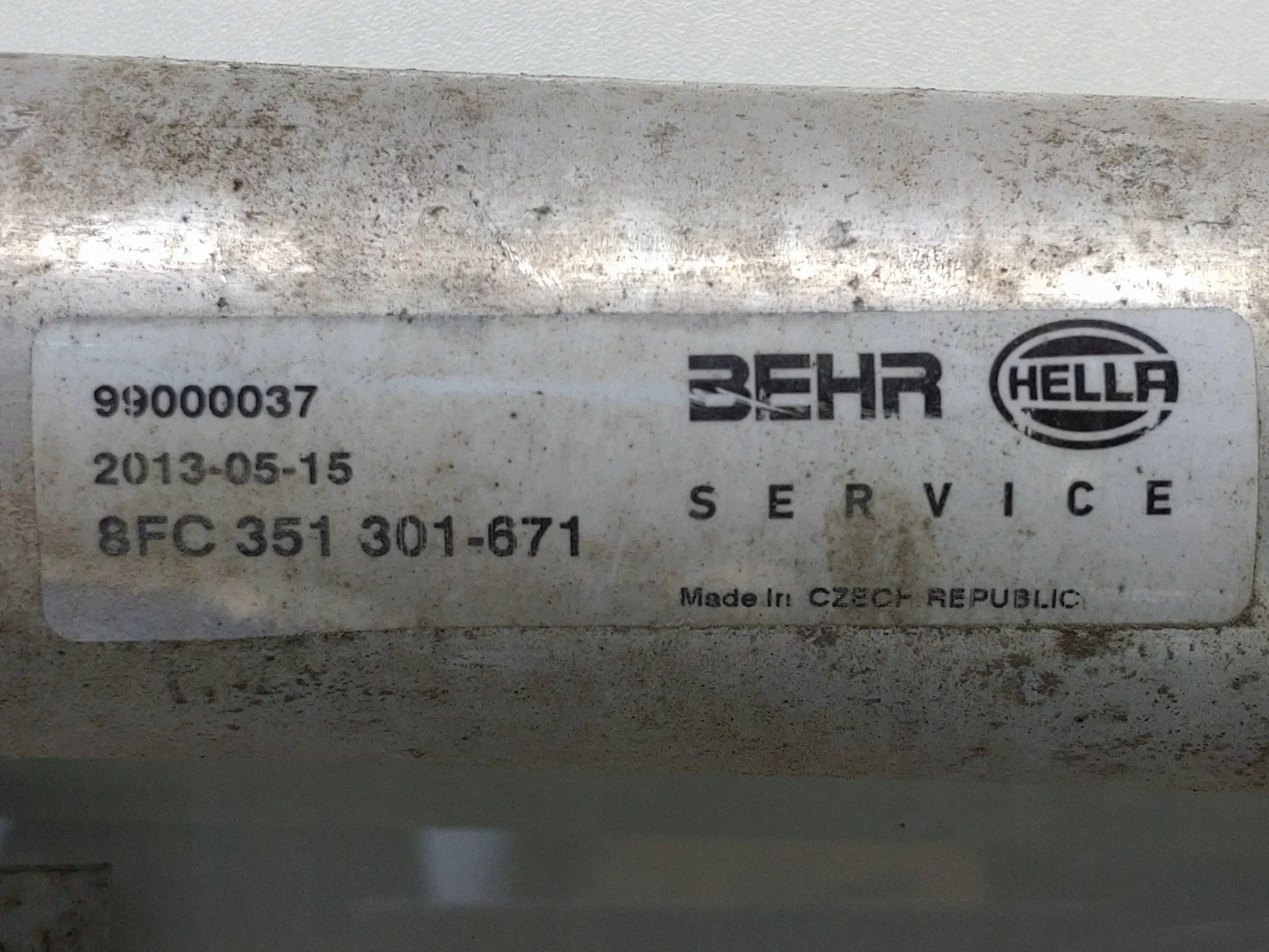Mercedes B W245 Klimakondensator R8840003 image 5