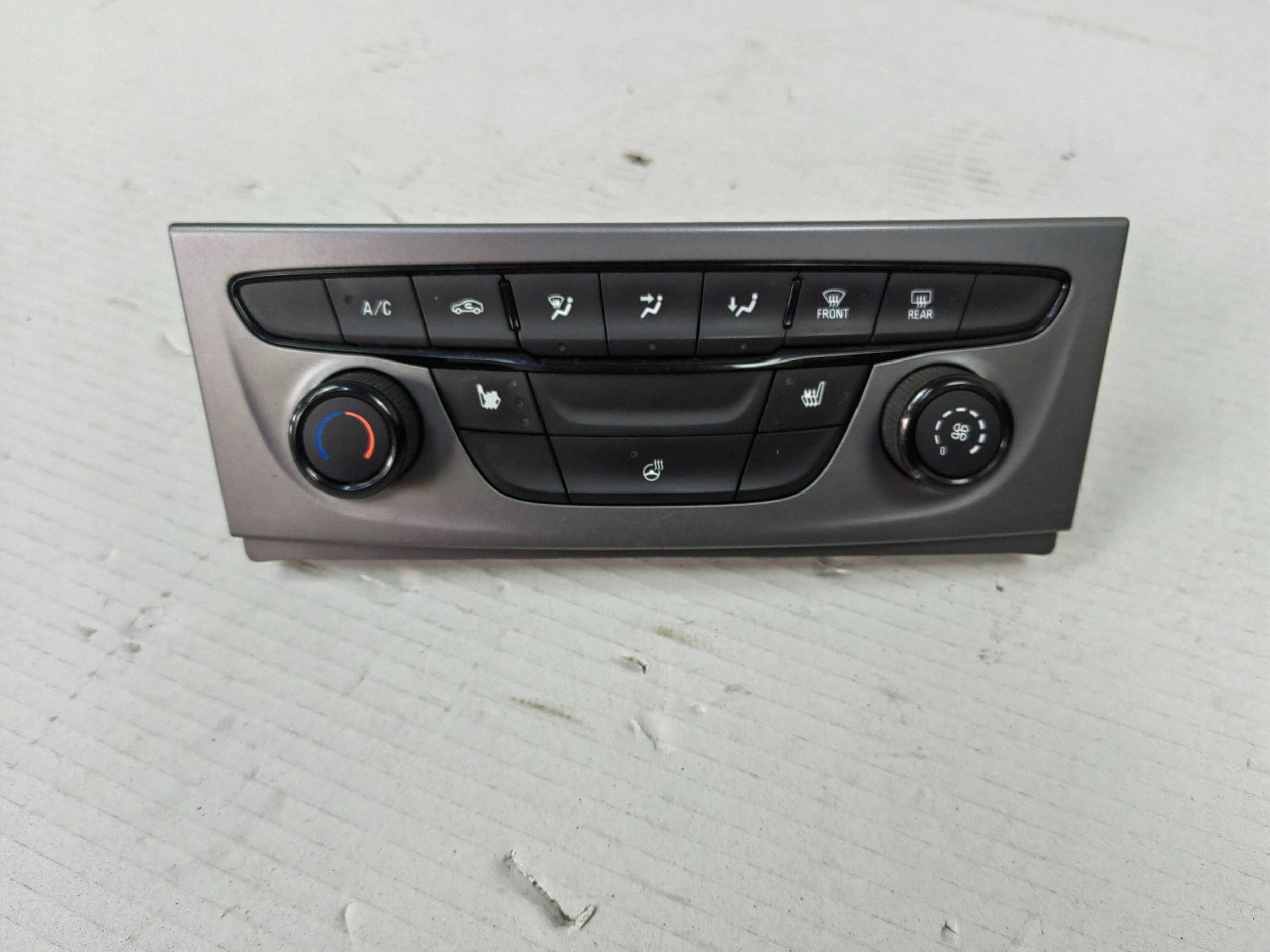 Opel Astra K V Climate Vent Panel 39042439 image 2