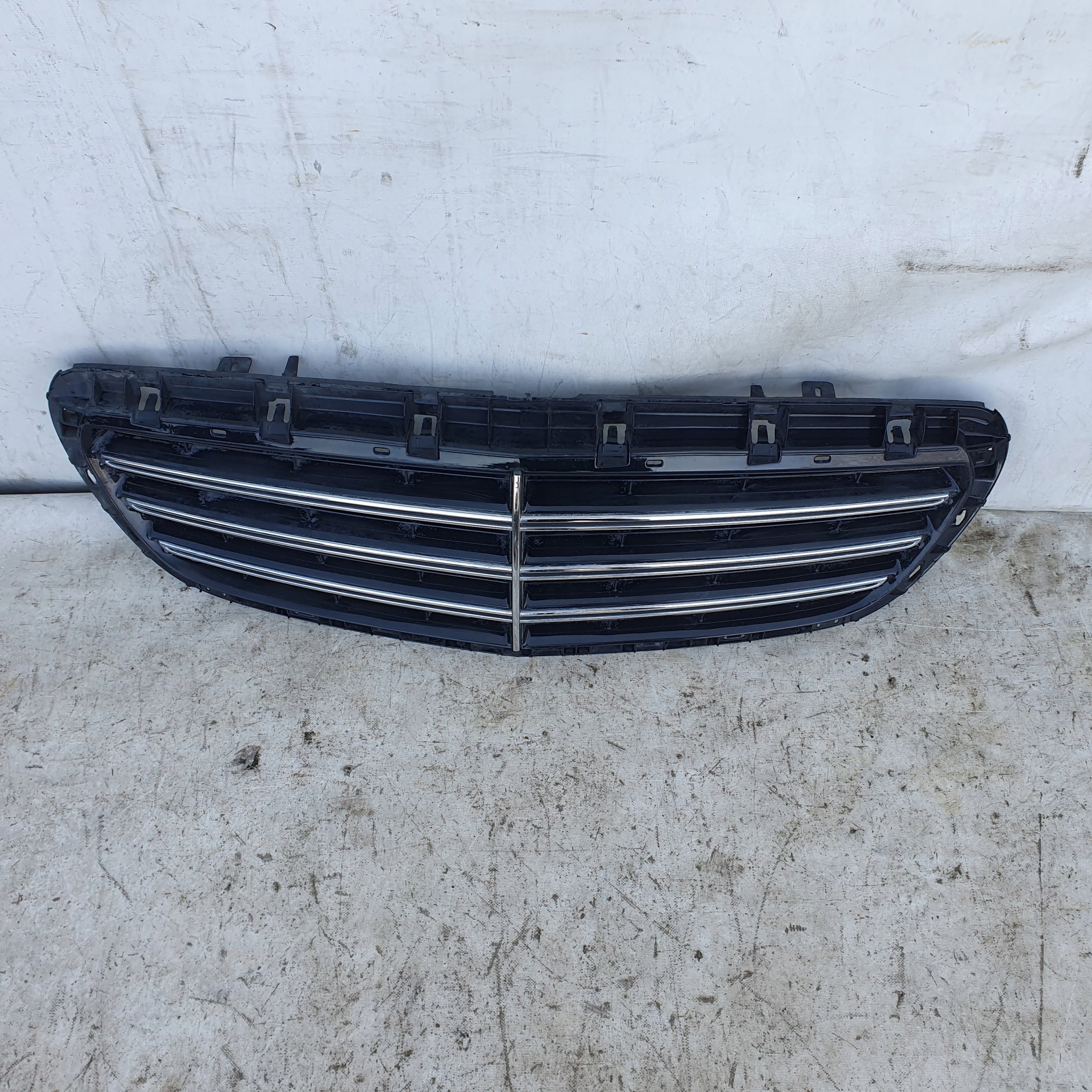 MERCEDES E-LUOKKA W213 SÄLEIKKÖ A2138808702