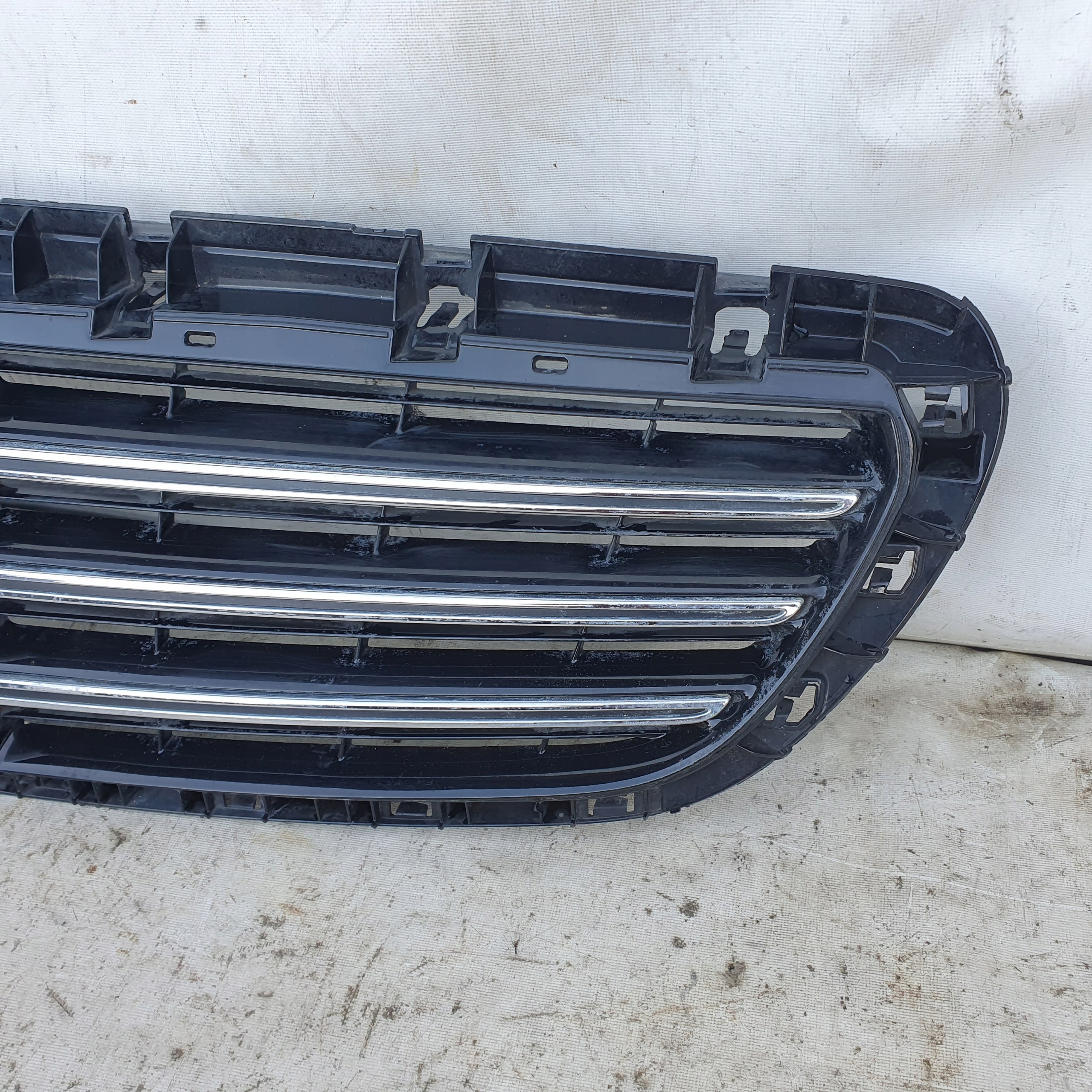 Grade Mercedes Classe E W213 A2138808702 image 3