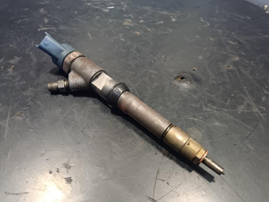 Ruiskutin 5801594342 0445110520 Fiat Ducato III 2.3