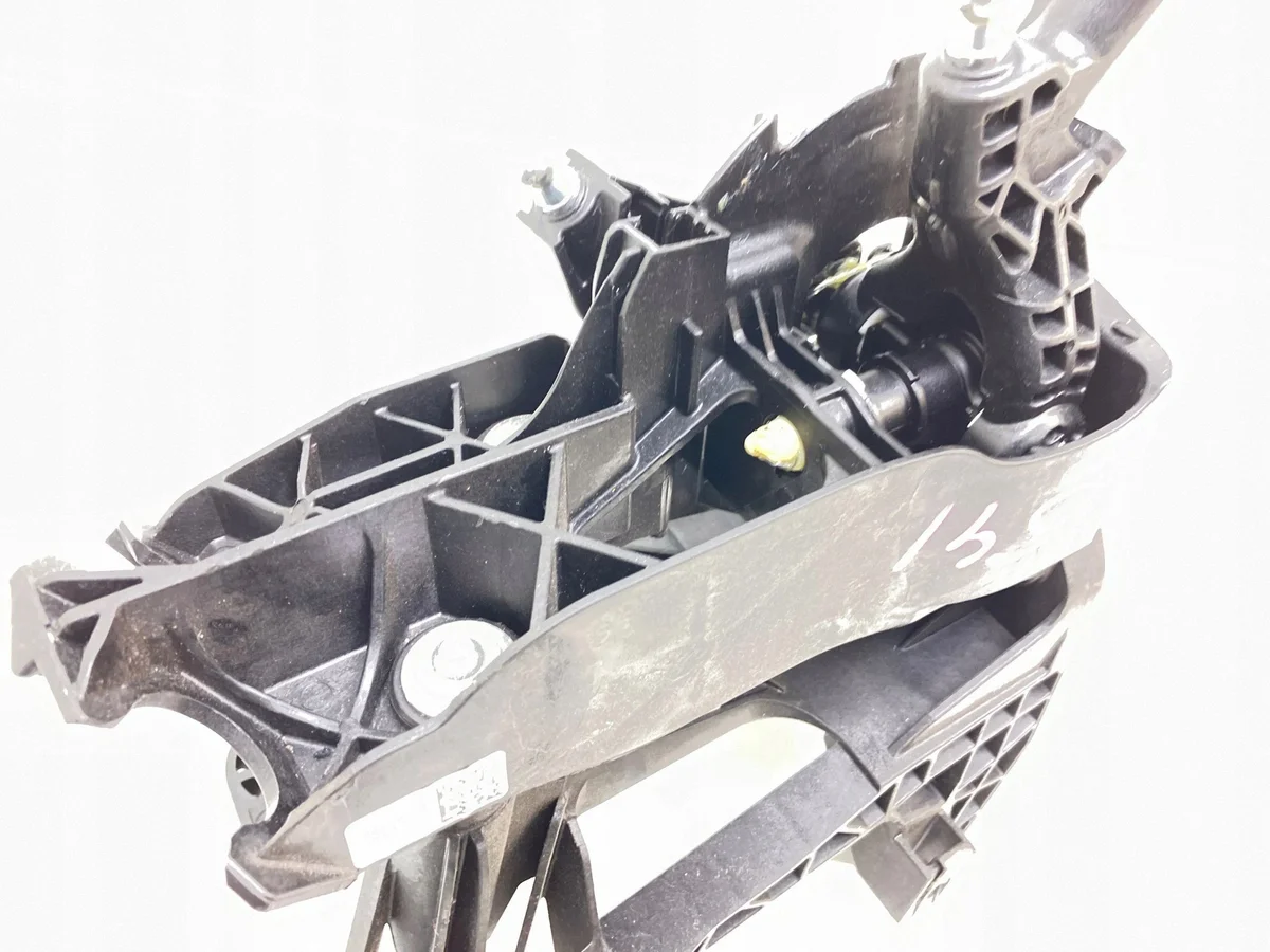 Ford Transit Courier Versnellingspook Gebruikt image 5