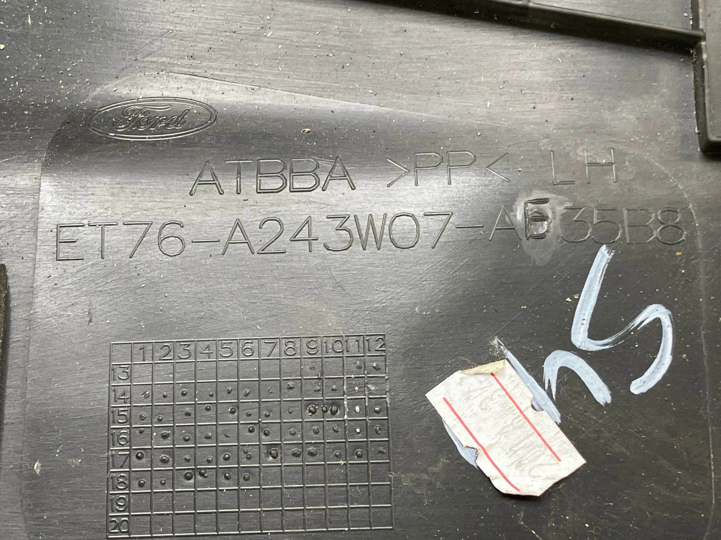 2019 Ford Transit Courier B-pilarin alaosa ET76A243W07A image 5