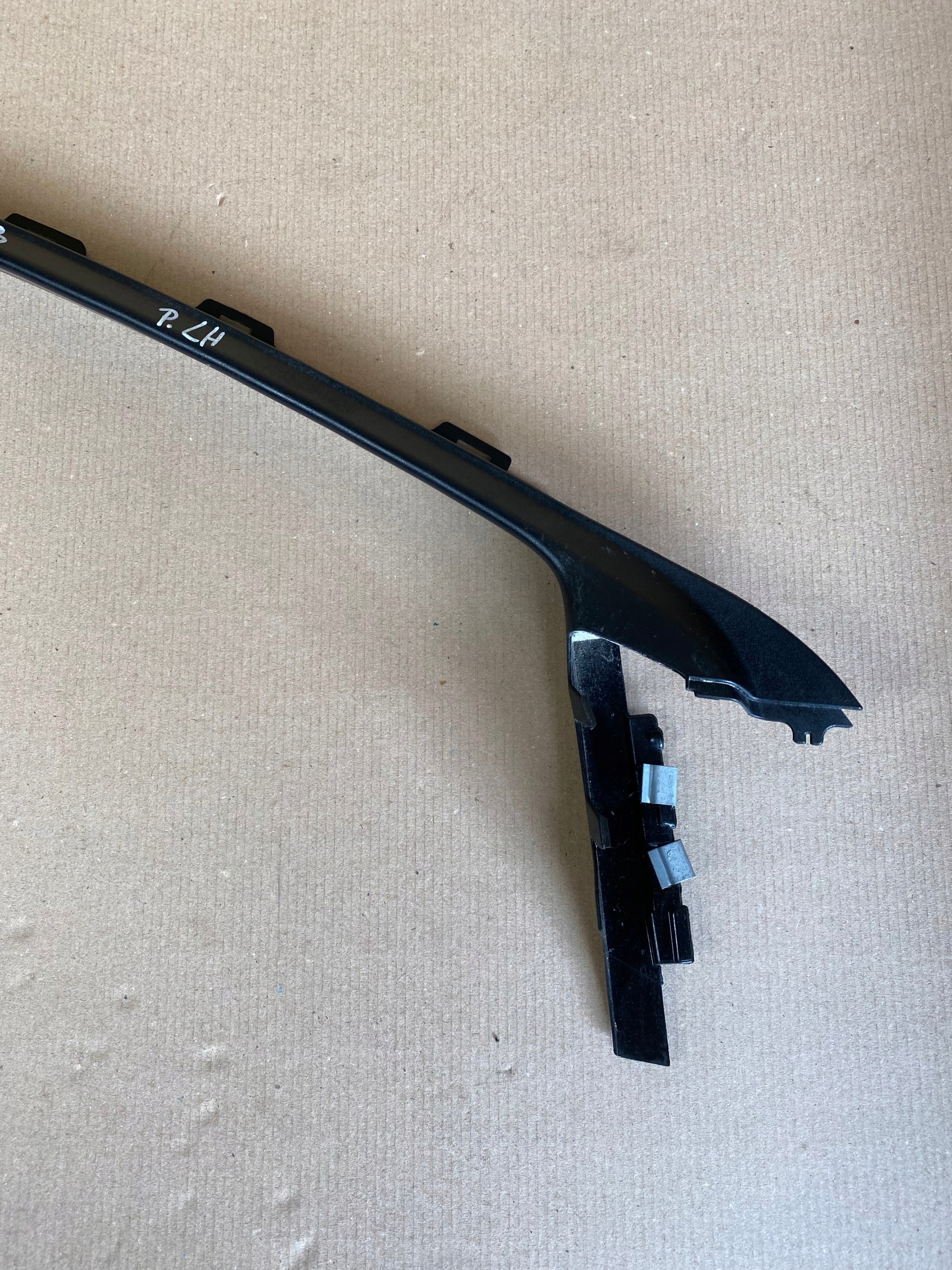 Ford Focus Elemento Acabamento Porta Esquerda CM51A201A19AXW image 4