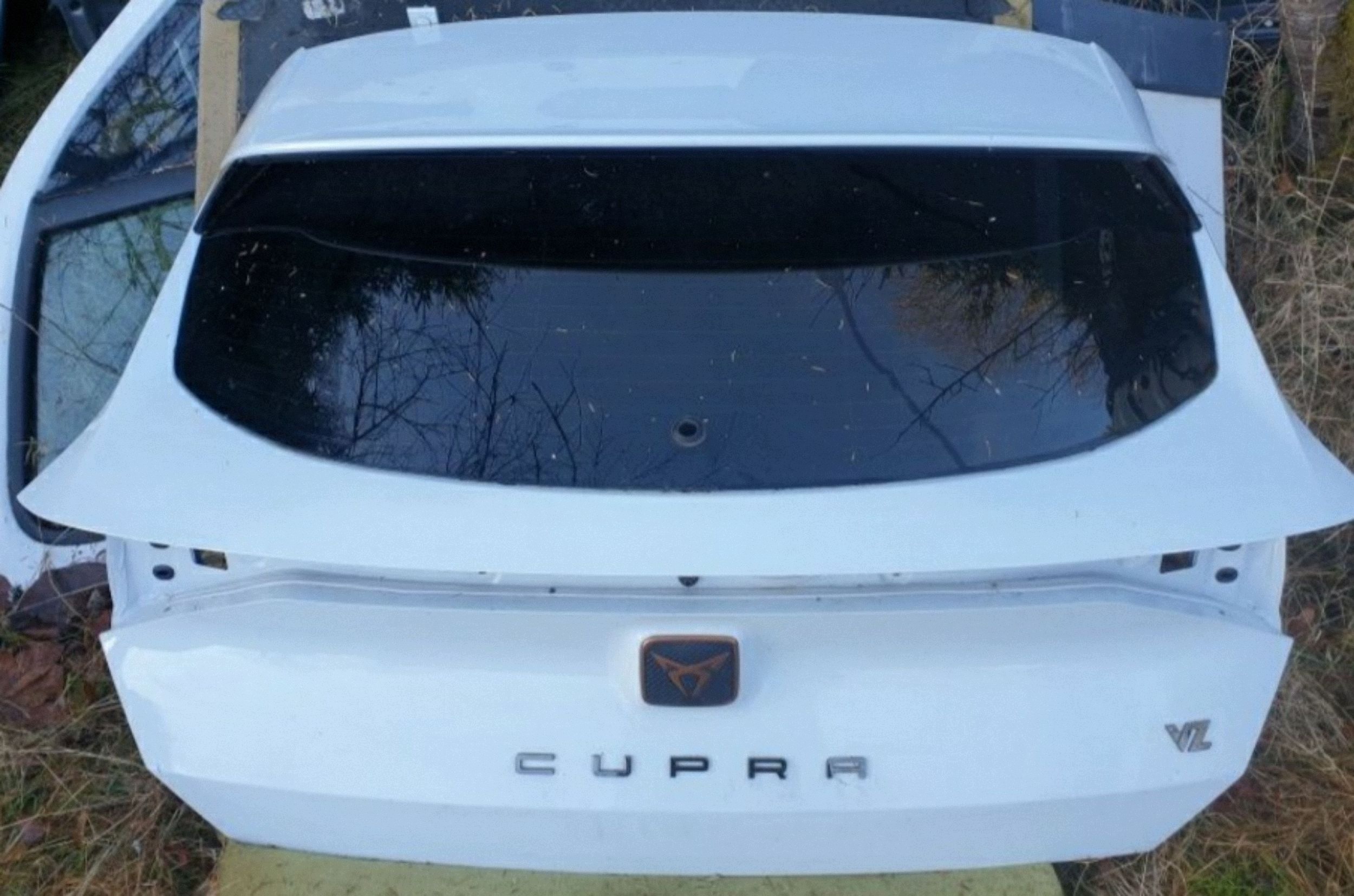 Hayon arrière Cupra Formentor EZJ18 image 2