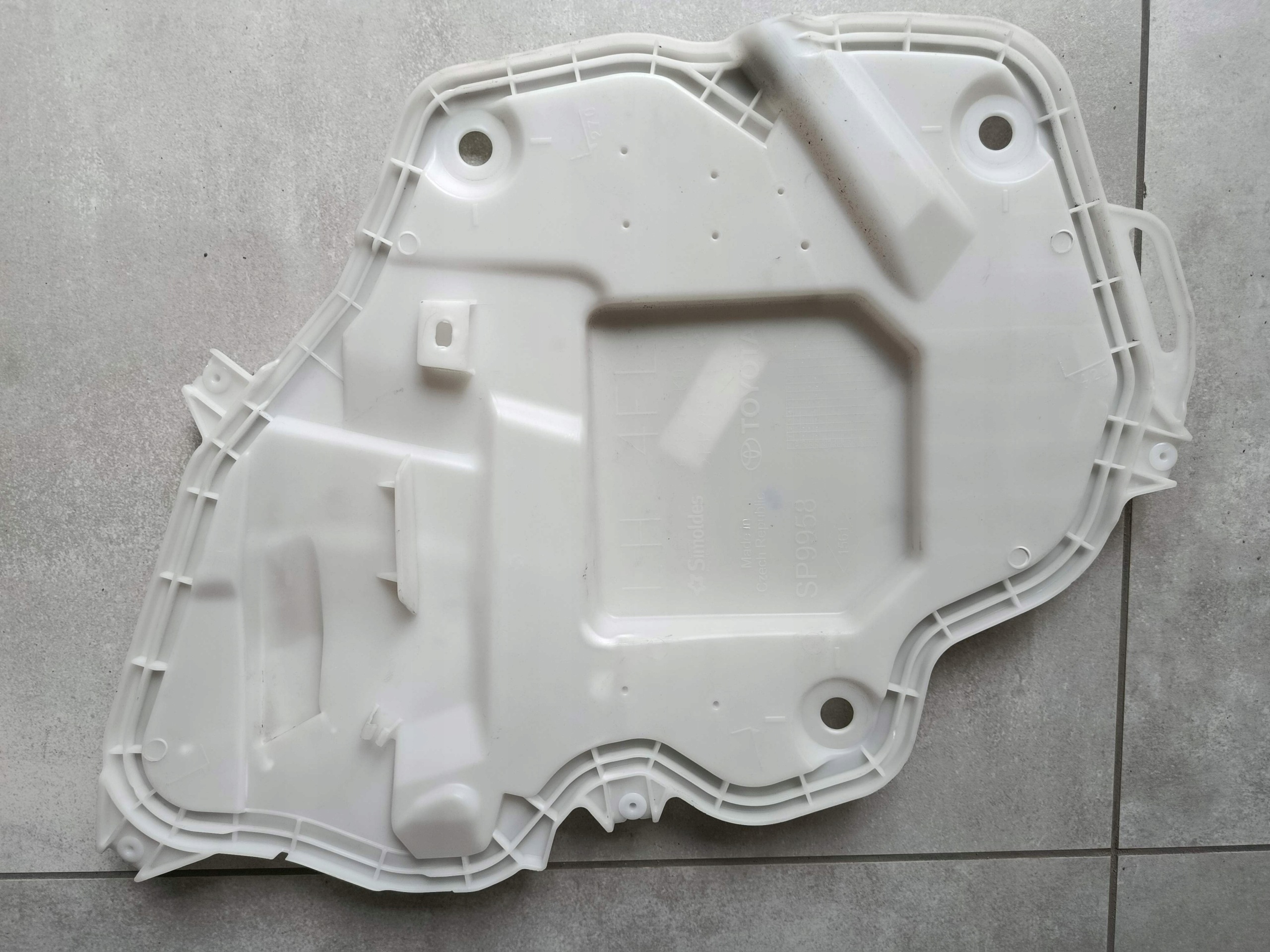 Toyota Yaris IV etuoven äänieristys, vasen, 67832-K0010