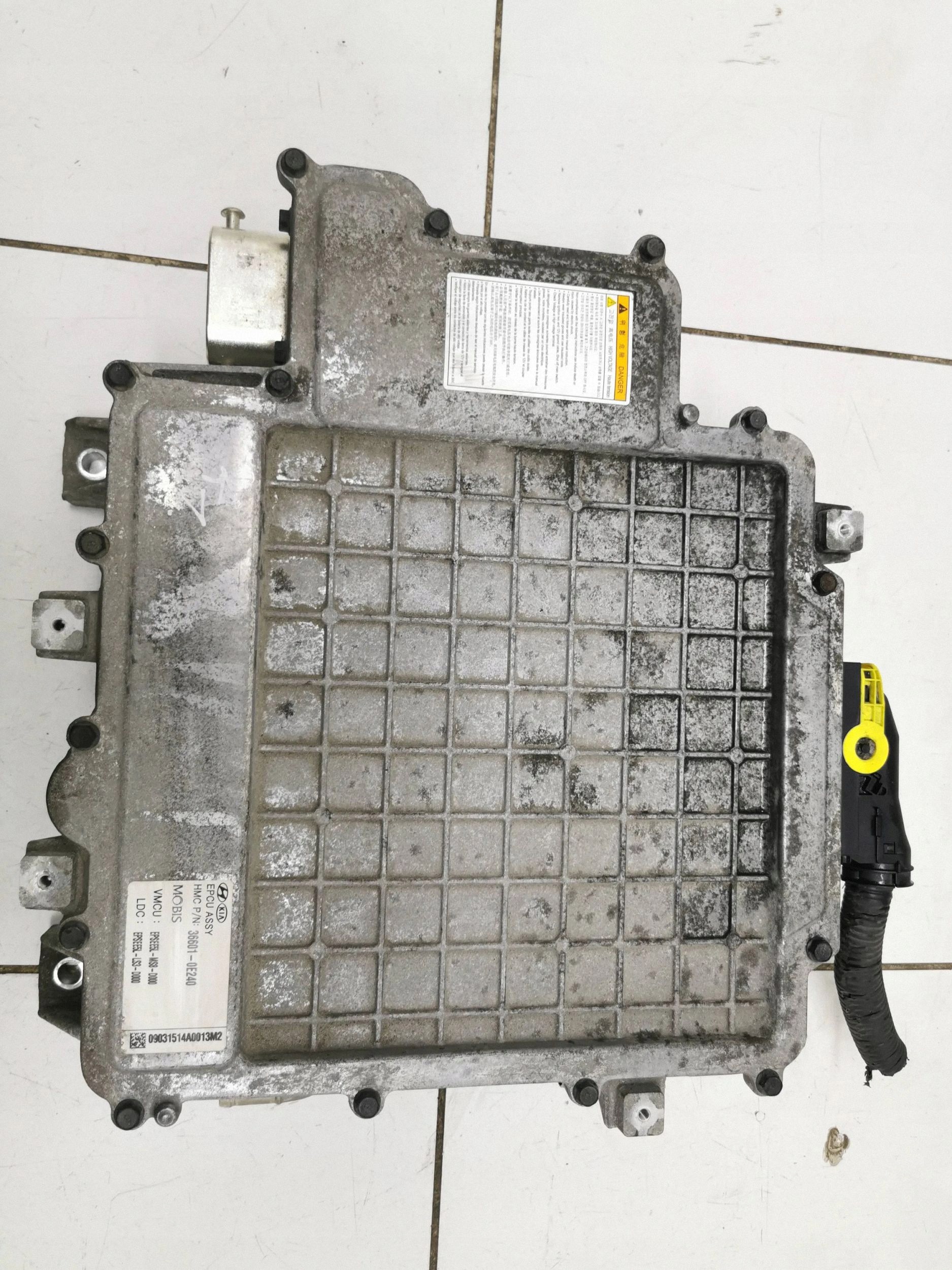 Convertisseur Kia Soul II EV 2015 36601-0E240 image 3