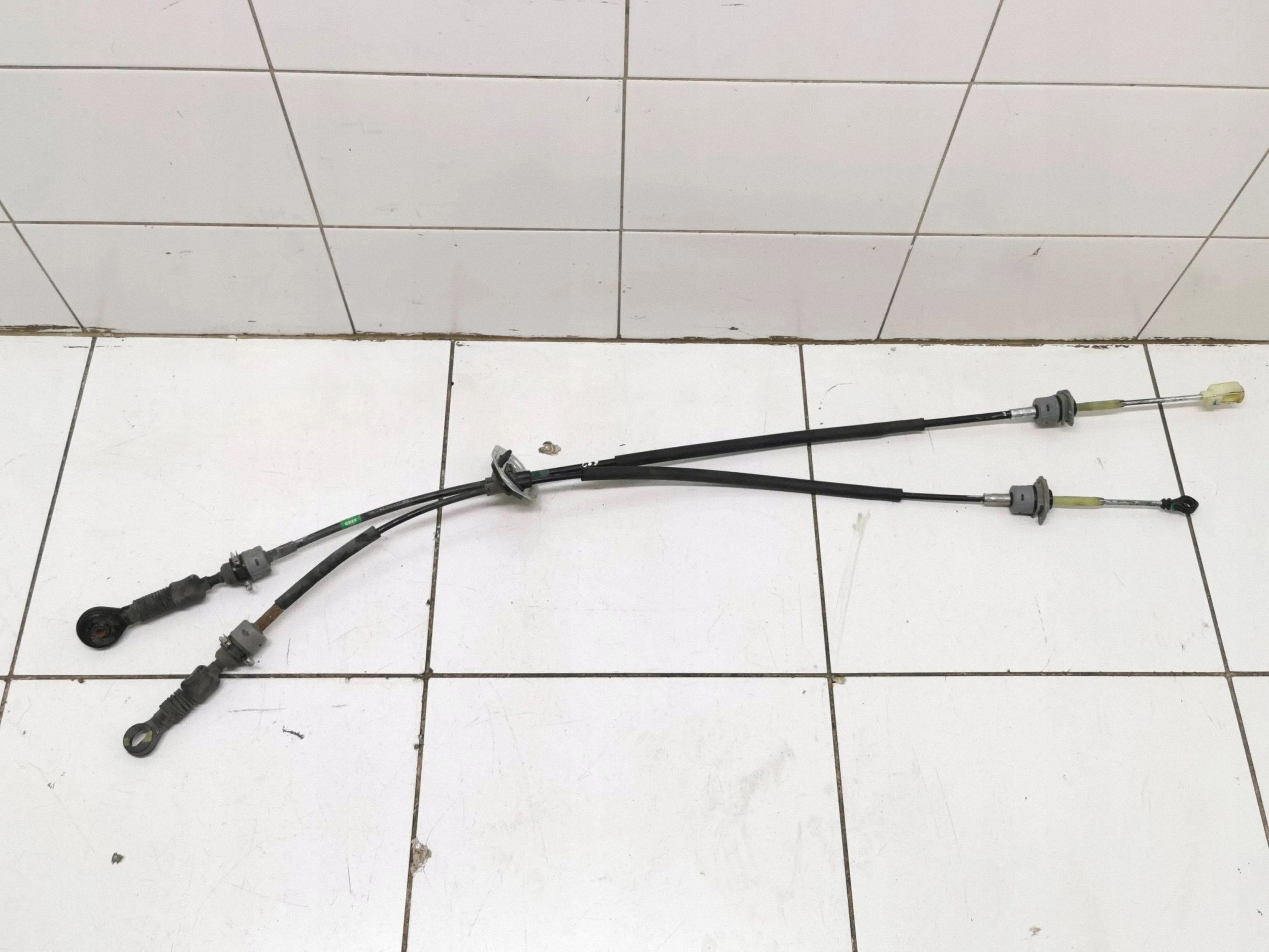 Kia Rio vaihdetangon pää 2012 1W1001L26