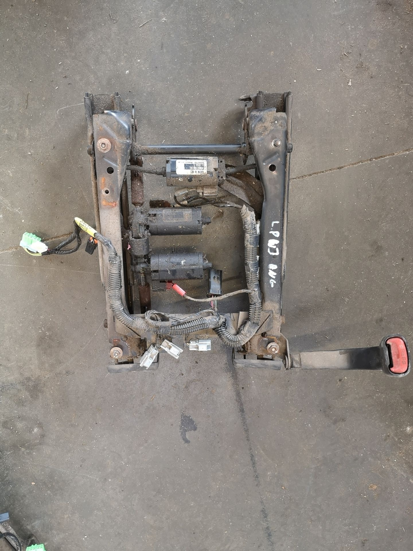 Suporte de Assento Esquerdo Jeep Grand Cherokee WJ image 2