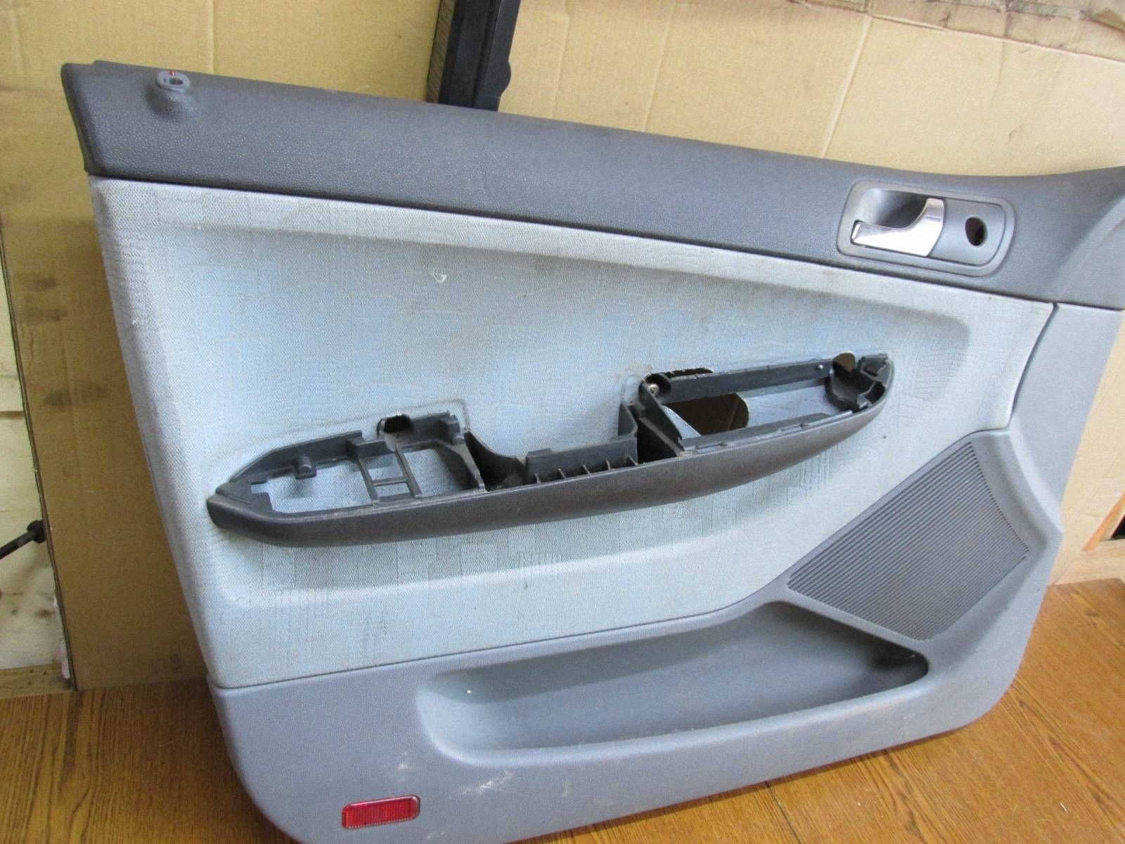 Seitenteil Polsterung links vorne Skoda Fabia I 99- OEM 6Y0868179