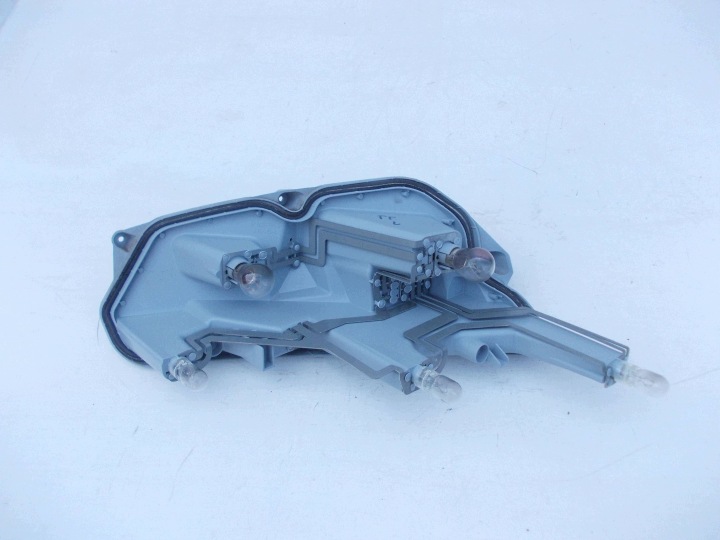 Takalampun sisäosa taka vasen Audi TT Mk2 8J0945257A 06-14
