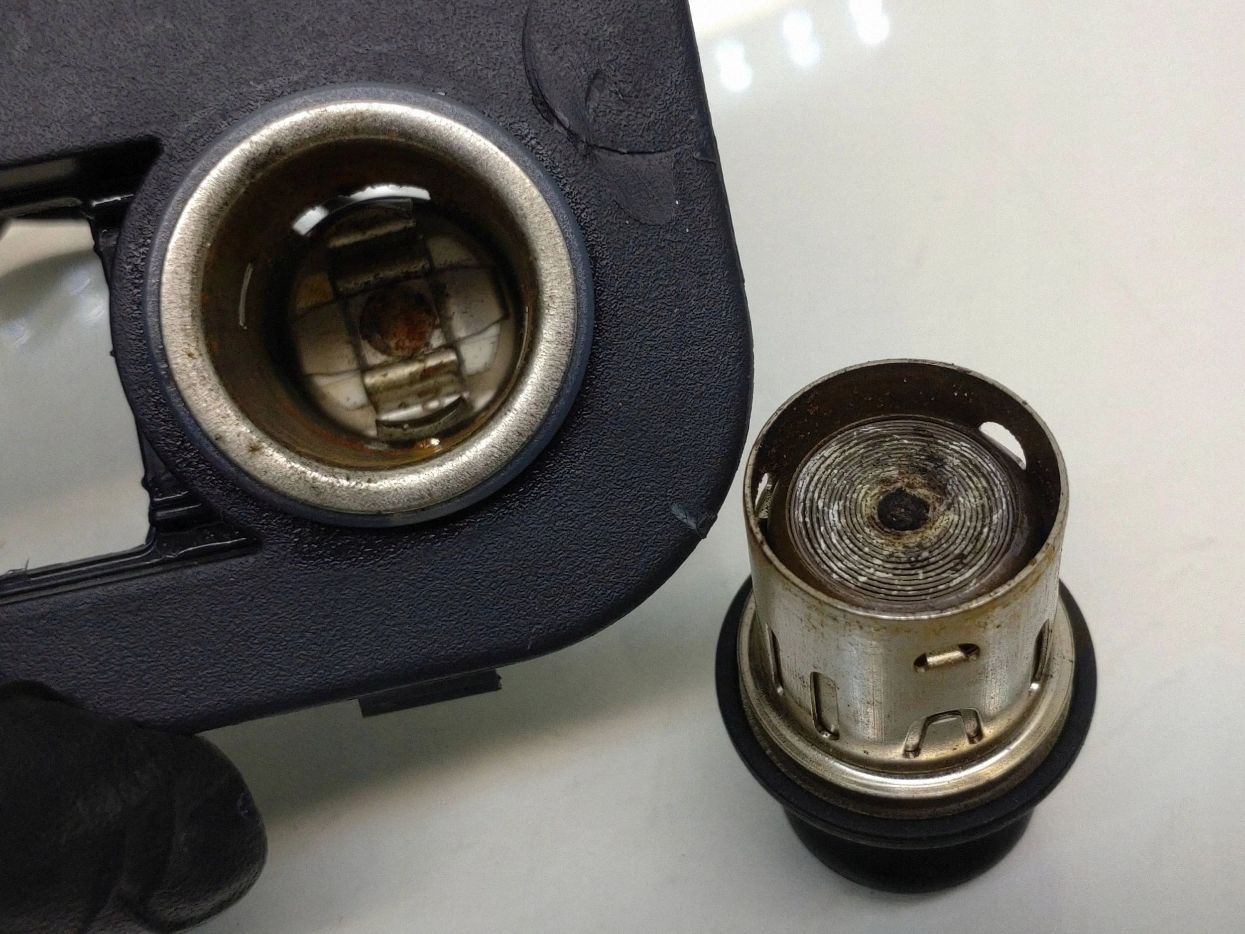 Isqueiro USB e AUX para Kia Rio III Lift 84762-1W051 image 5