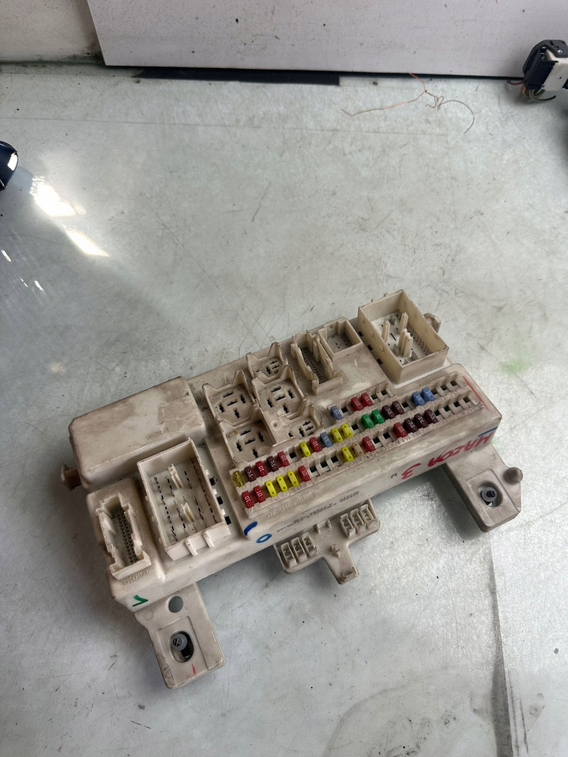 Module BSI Mazda 3 BP4K 66730F image 2