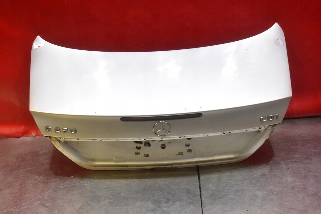 Bagagelucka bak silver Mercedes E-klass W211 Sedan 02-06