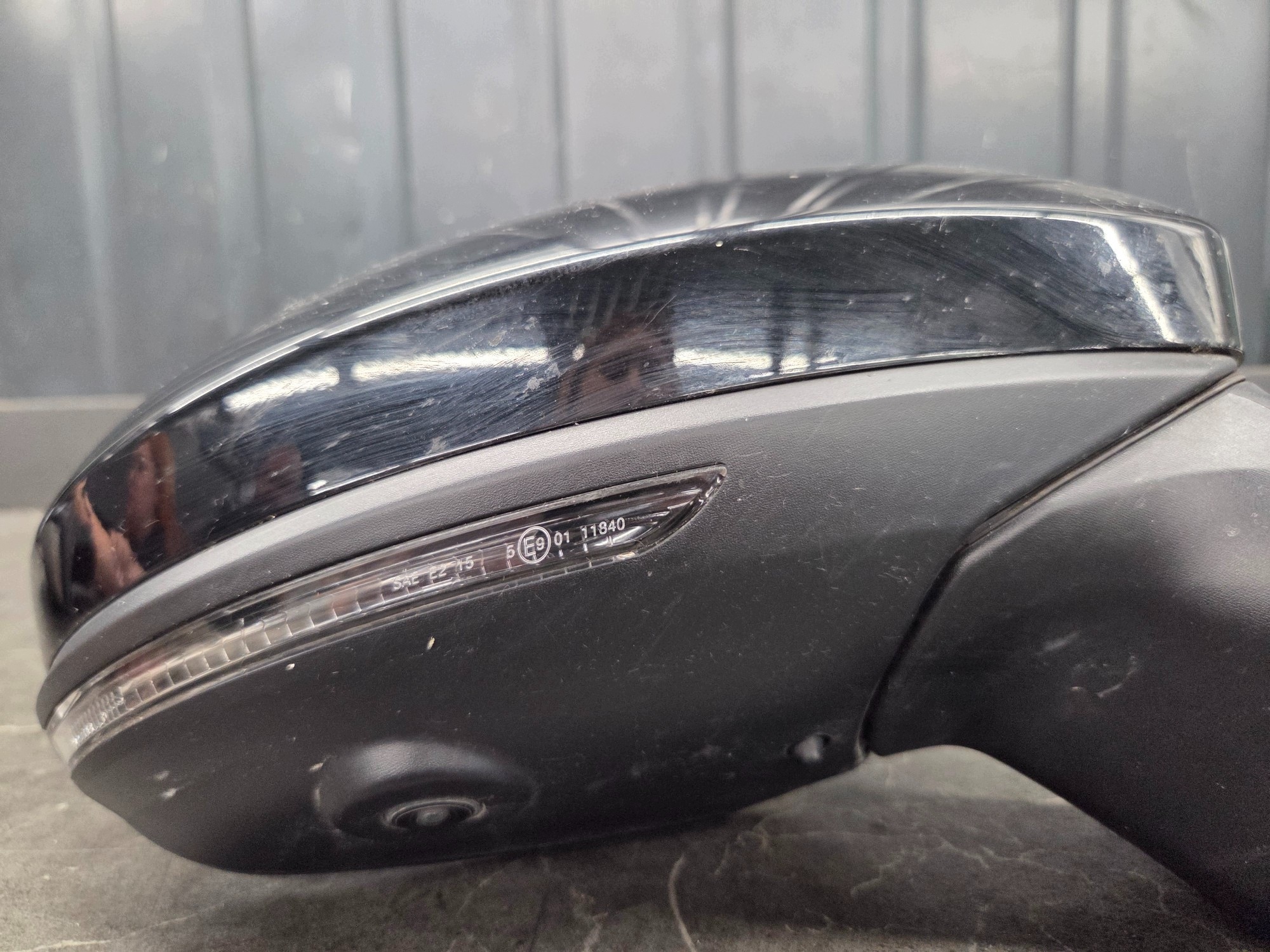 Lusterko prawe Renault Clio V 11+4pin 2024r czarne image 3