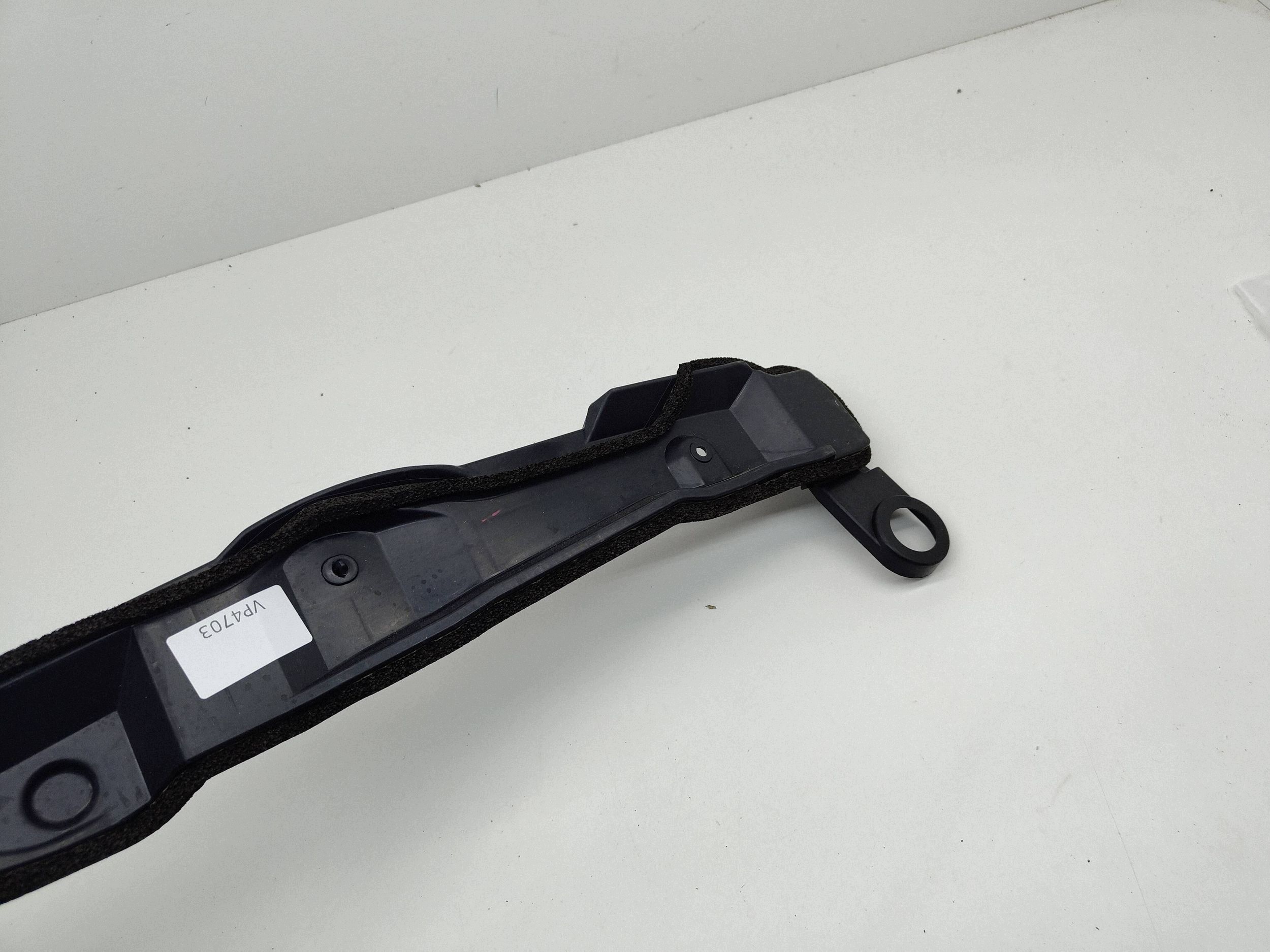 Isolation aile avant droite Toyota C-HR 53827-F4060 image 4