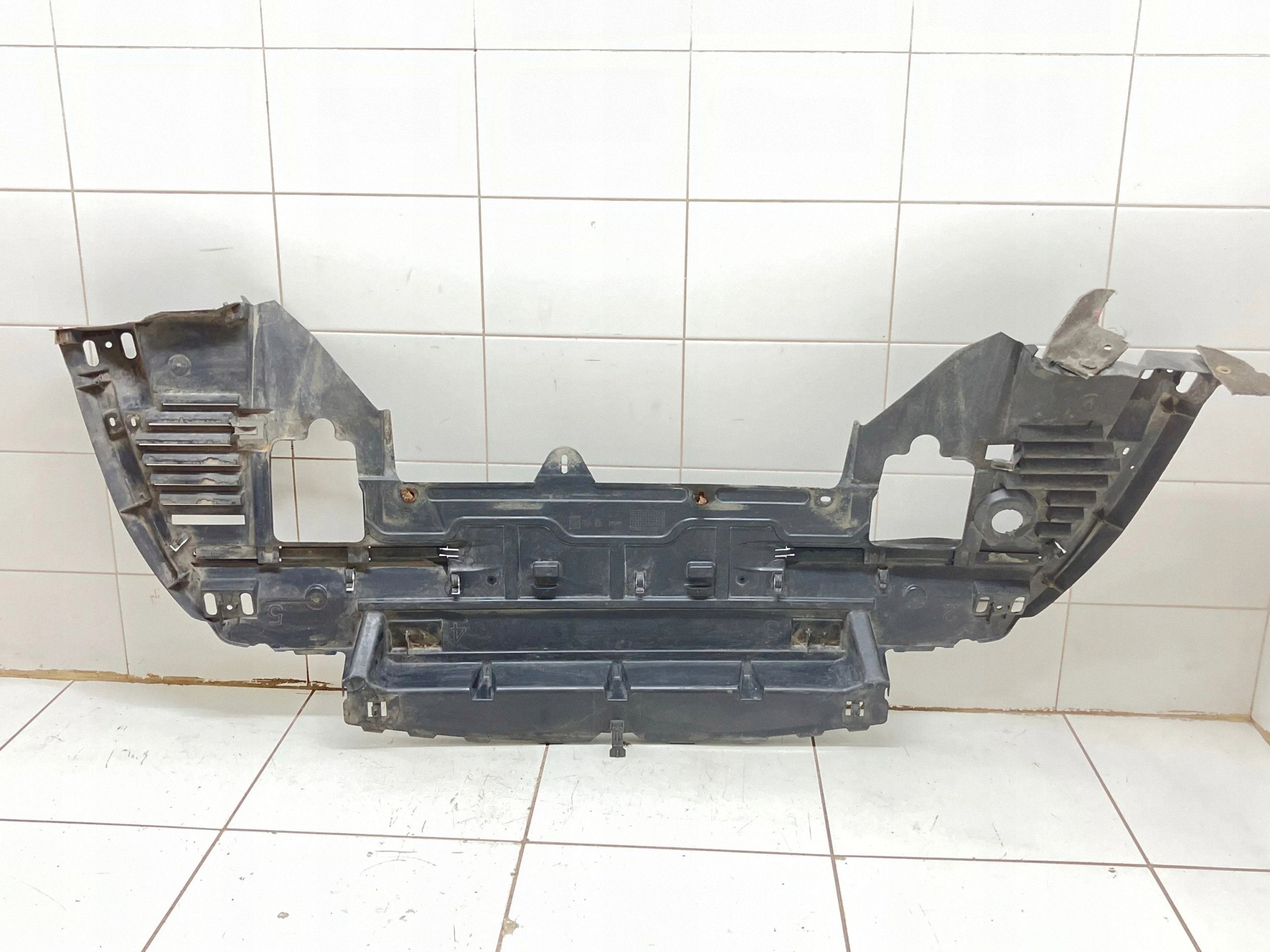 Citroen C5 2008 Onderbumper voor 9683028880 image 4