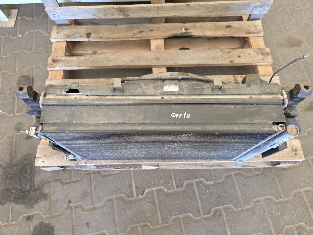 Opel Astra J 1.6 CDTI Koelventilator 39010925 image 3