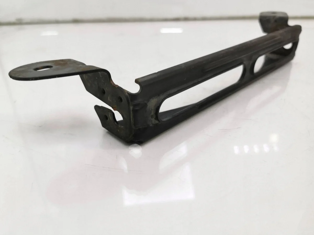 Support câble frein Mercedes CLS W218 OEM 204427105