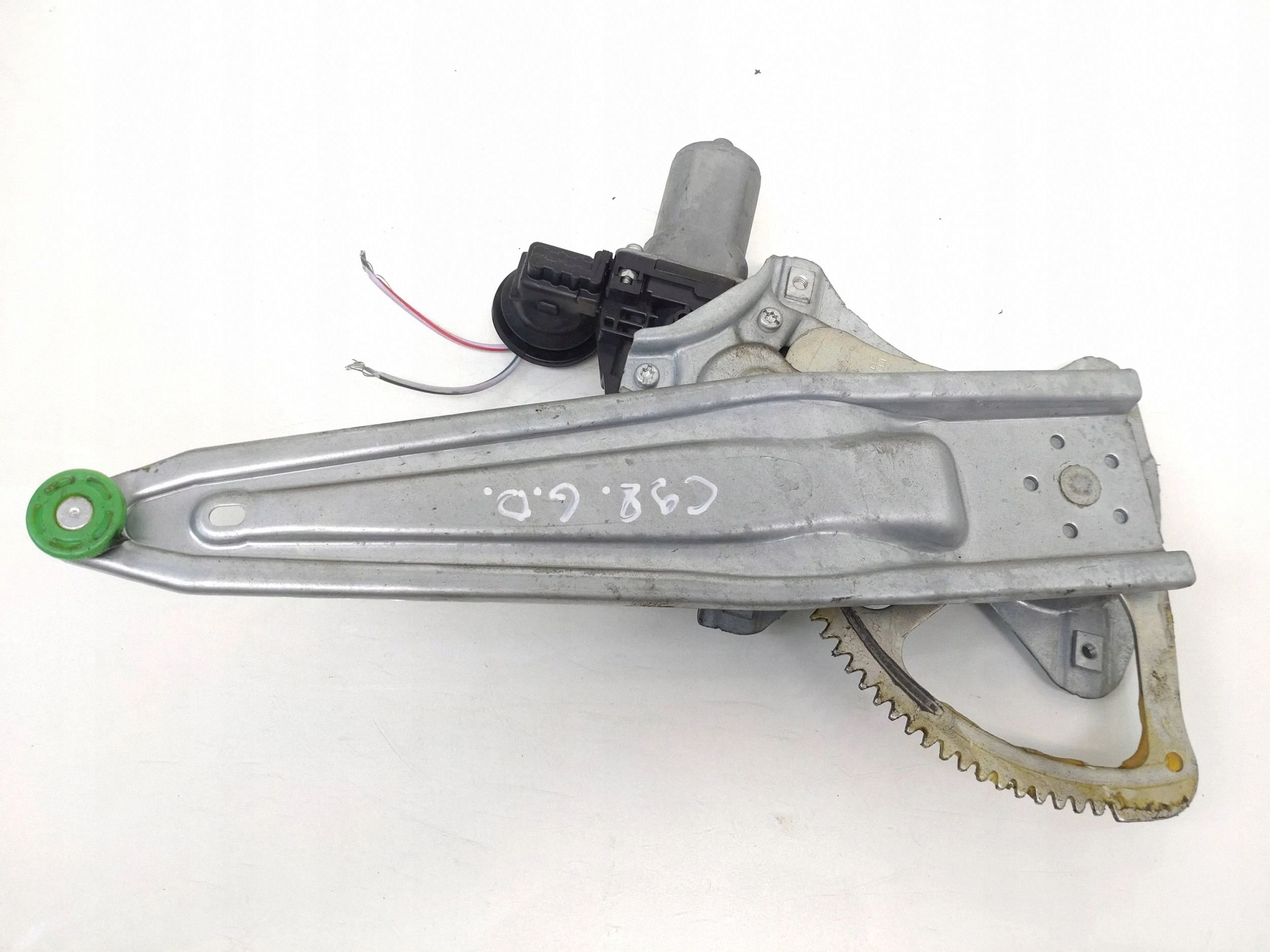 Raammotor voor Toyota Auris (_E15_) 857200D120 2008 image 3