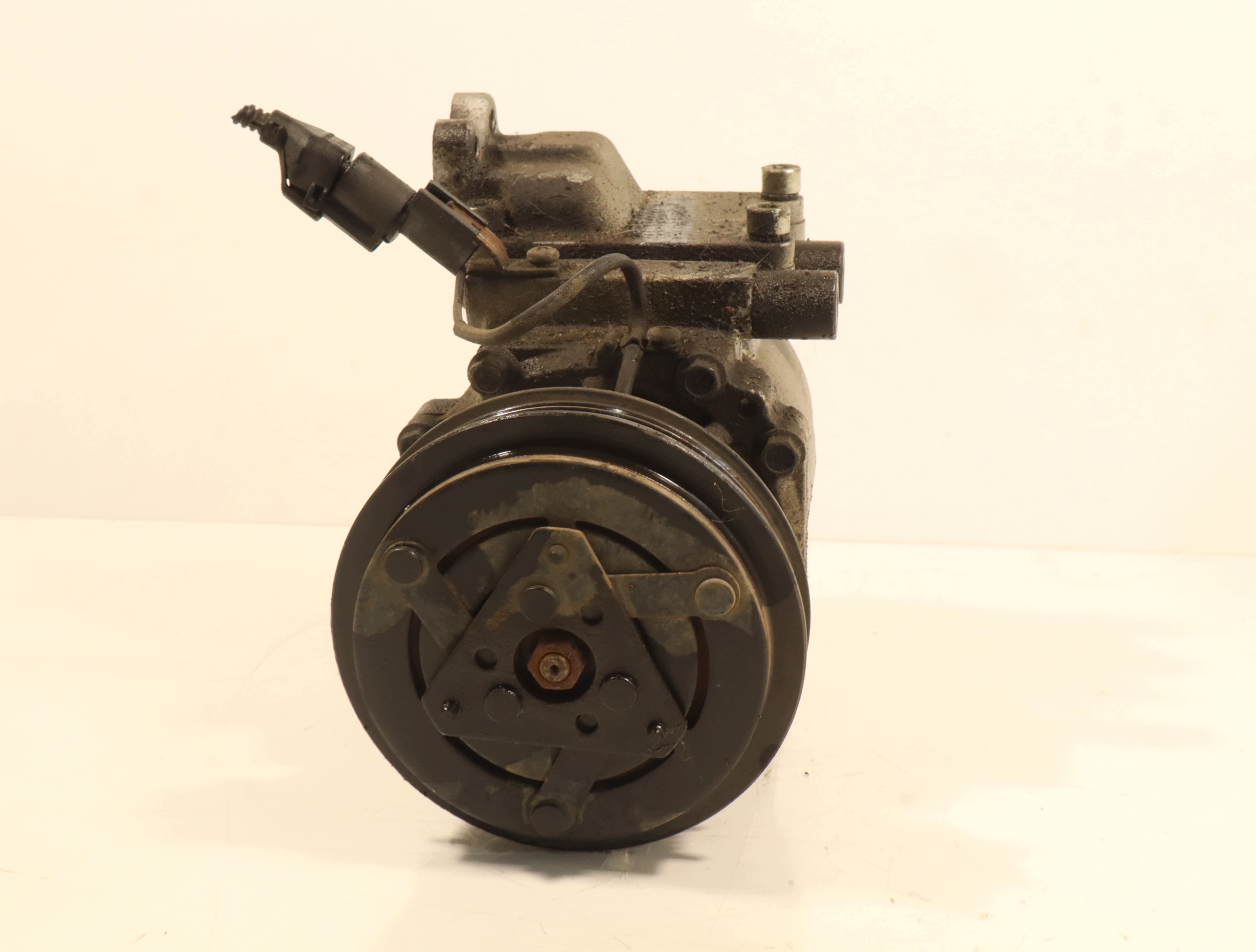 AC Compressor Hyundai Tucson I 2.0 16V OEM 345CSF65 image 6