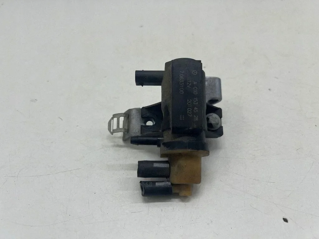 Electromagnetic Valve for Mercedes-Benz Vito W447