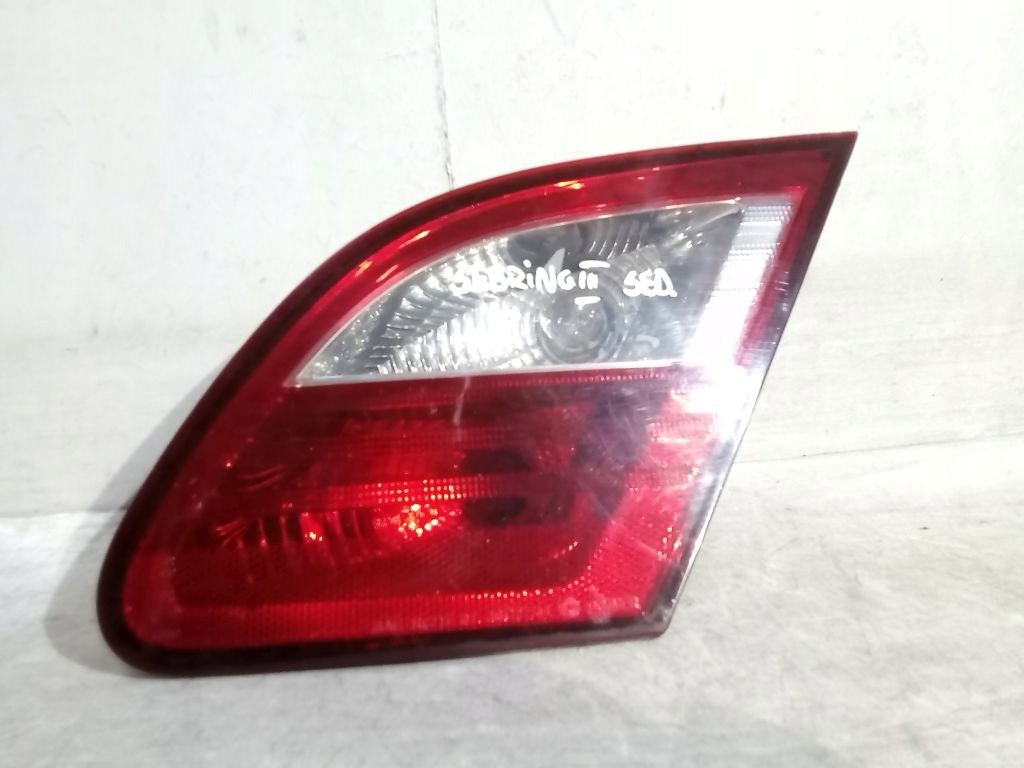 Takavaloumpio oikea Chrysler Sebring III 07-11