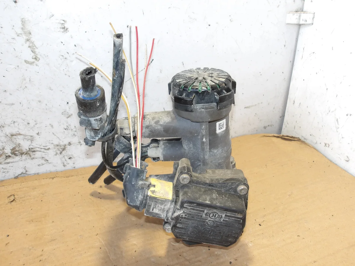 Vanne EBS Renault Range T K037886 image 3