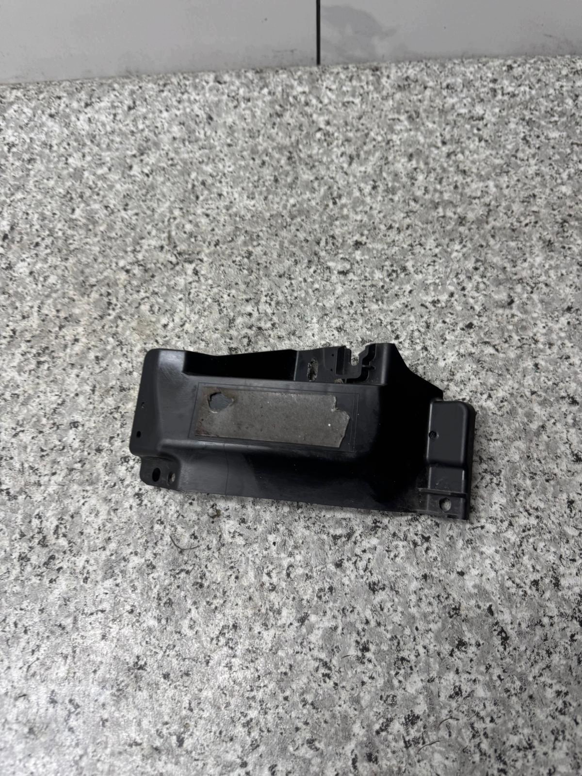 Rear Bumper Bracket Left Mazda CX-30 DFR5-50A52
