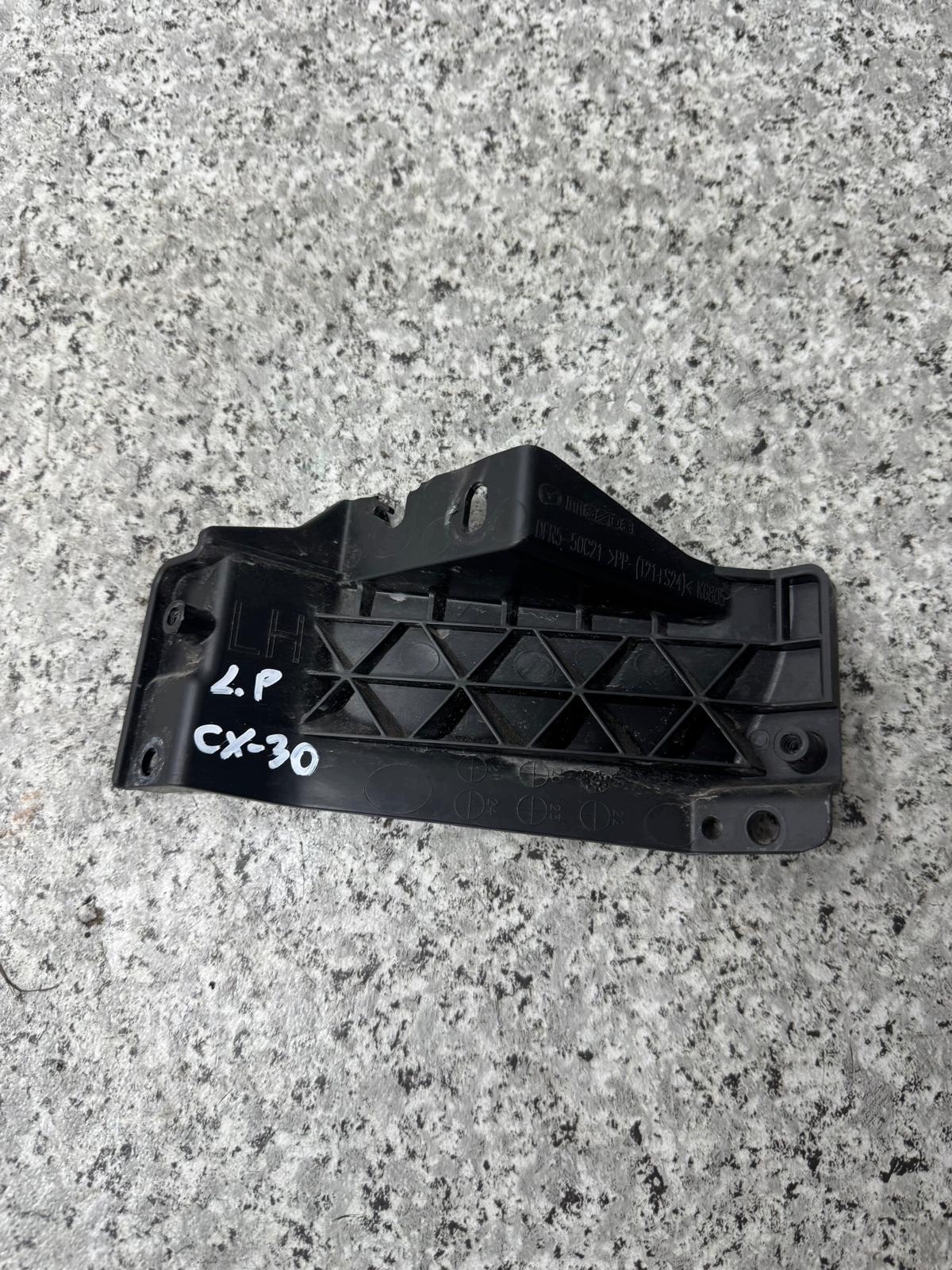 Rear Bumper Bracket Left Mazda CX-30 DFR5-50A52 image 5