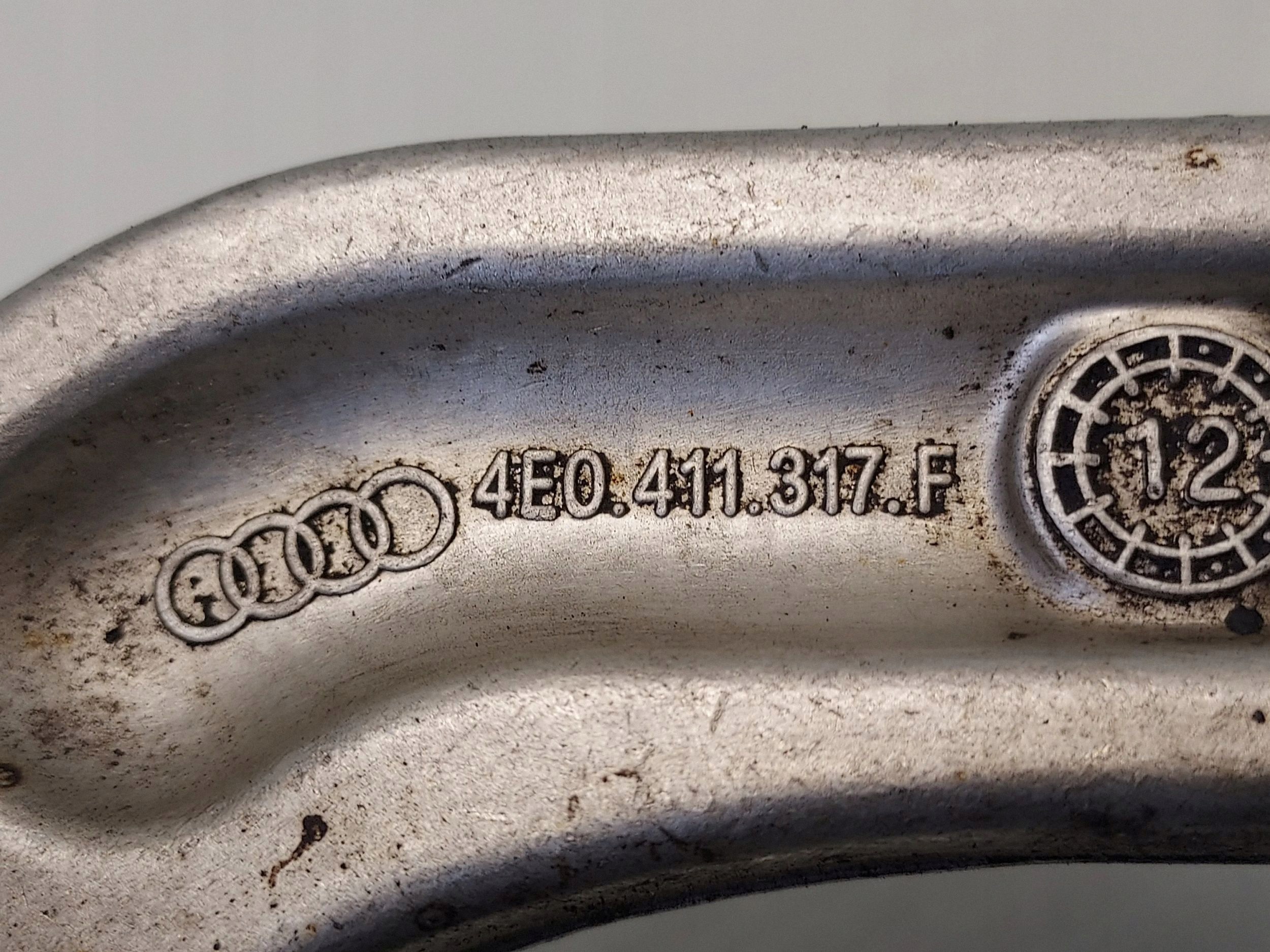 Främre stabilisatorlänk höger Audi 4E0411317F image 6