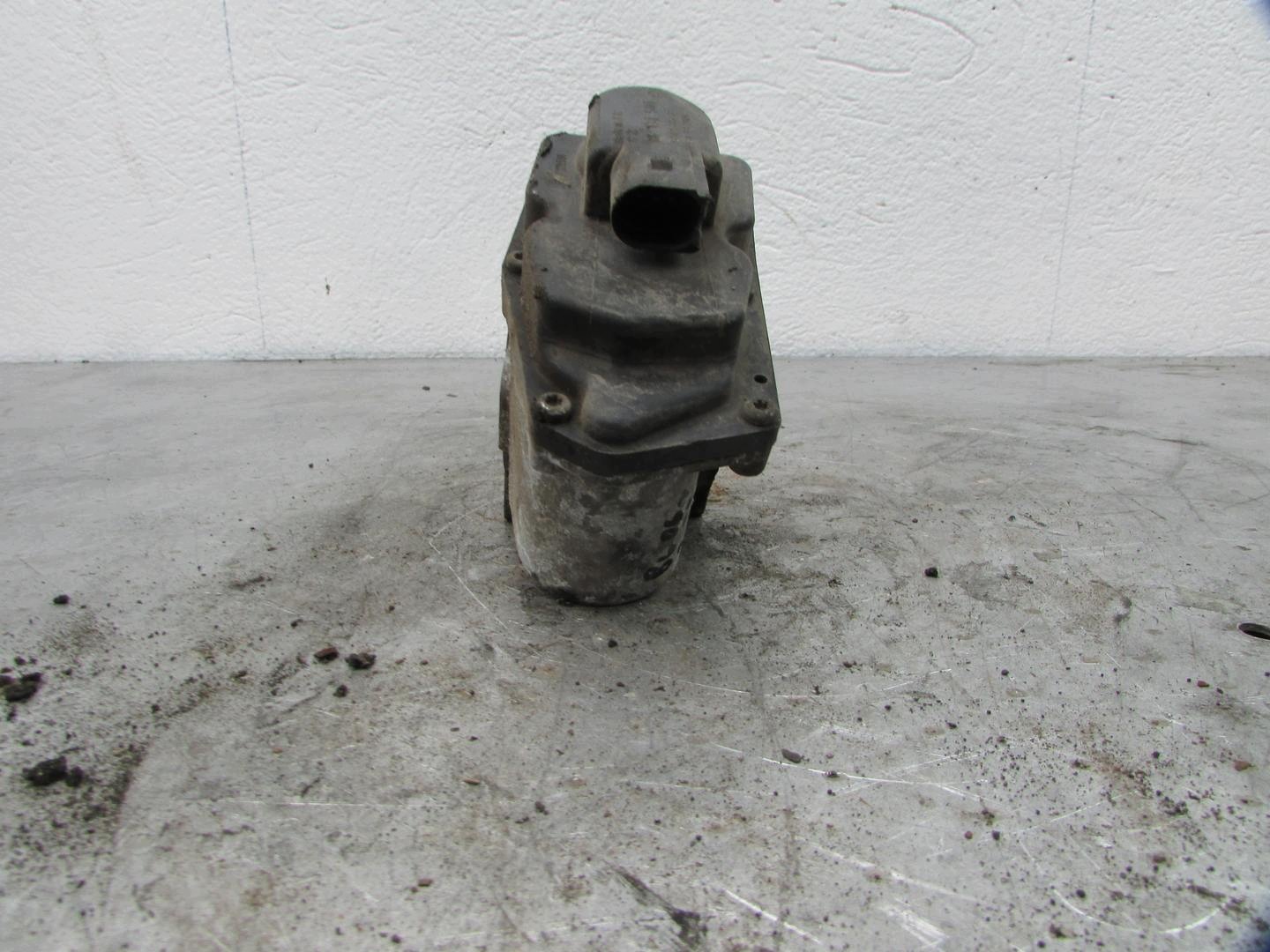 EGR-venttiili 03G131501 Volkswagen Passat B6