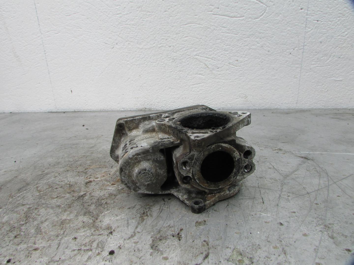 EGR Klep Passat B6 2.0 TDI 03G131501 image 6