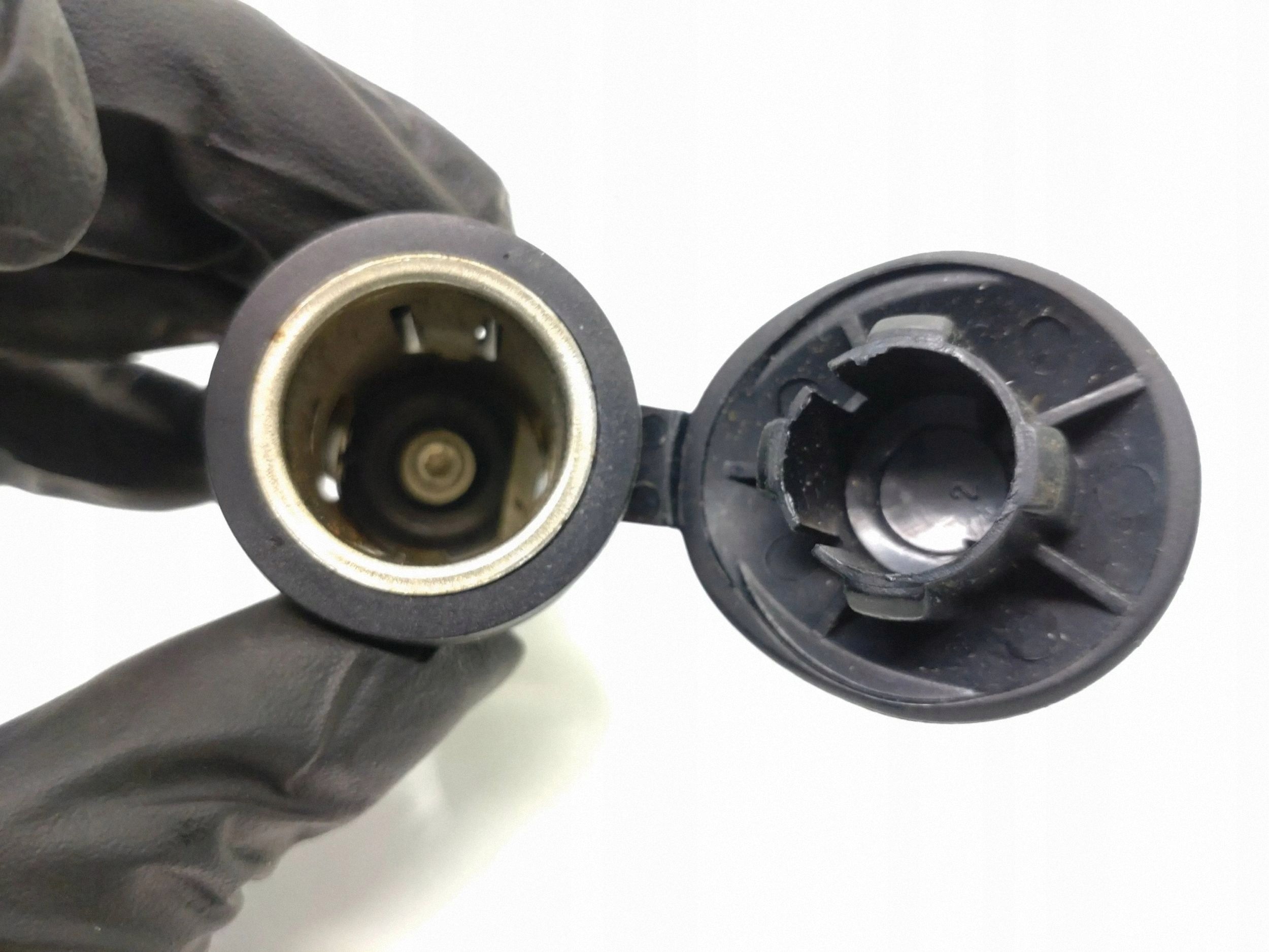 2009 Toyota Aygo AB10 12V Socket (Front) Used image 4