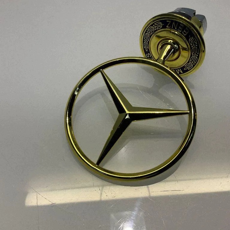 Mercedes-Benz E W211 Emblem 2108800186 Used