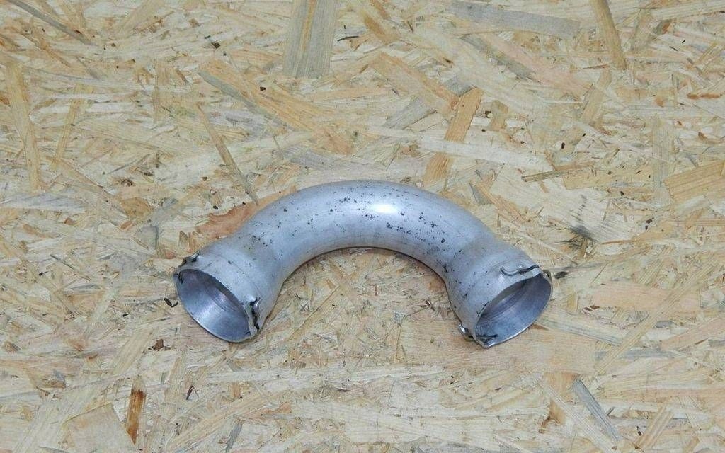 VW T5 Intercooler Rör 2.5 TDI 7H0145762A image 2