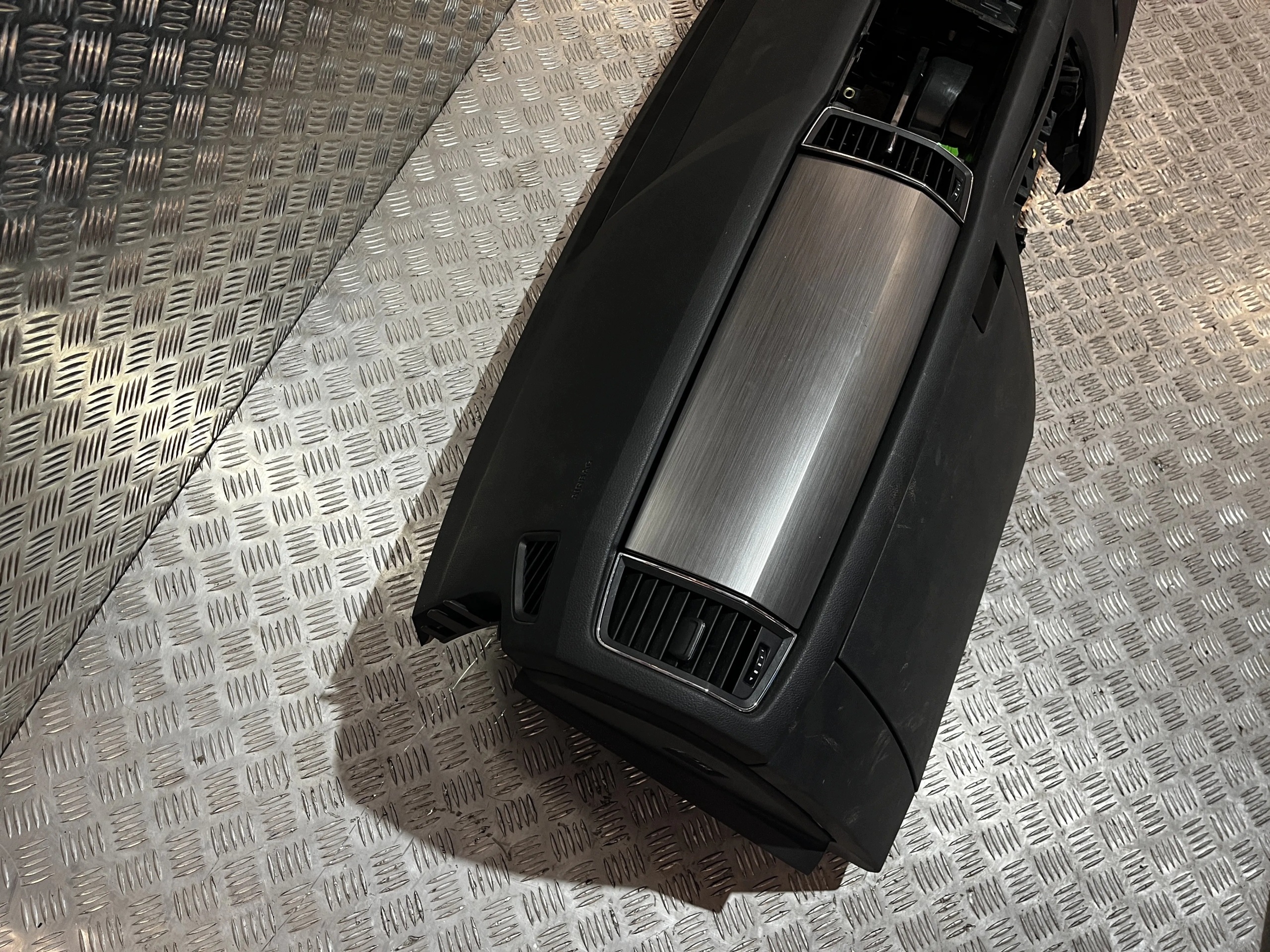 Painel de Instrumentos Skoda Kodiaq I 2016- ANGLIK VW33333