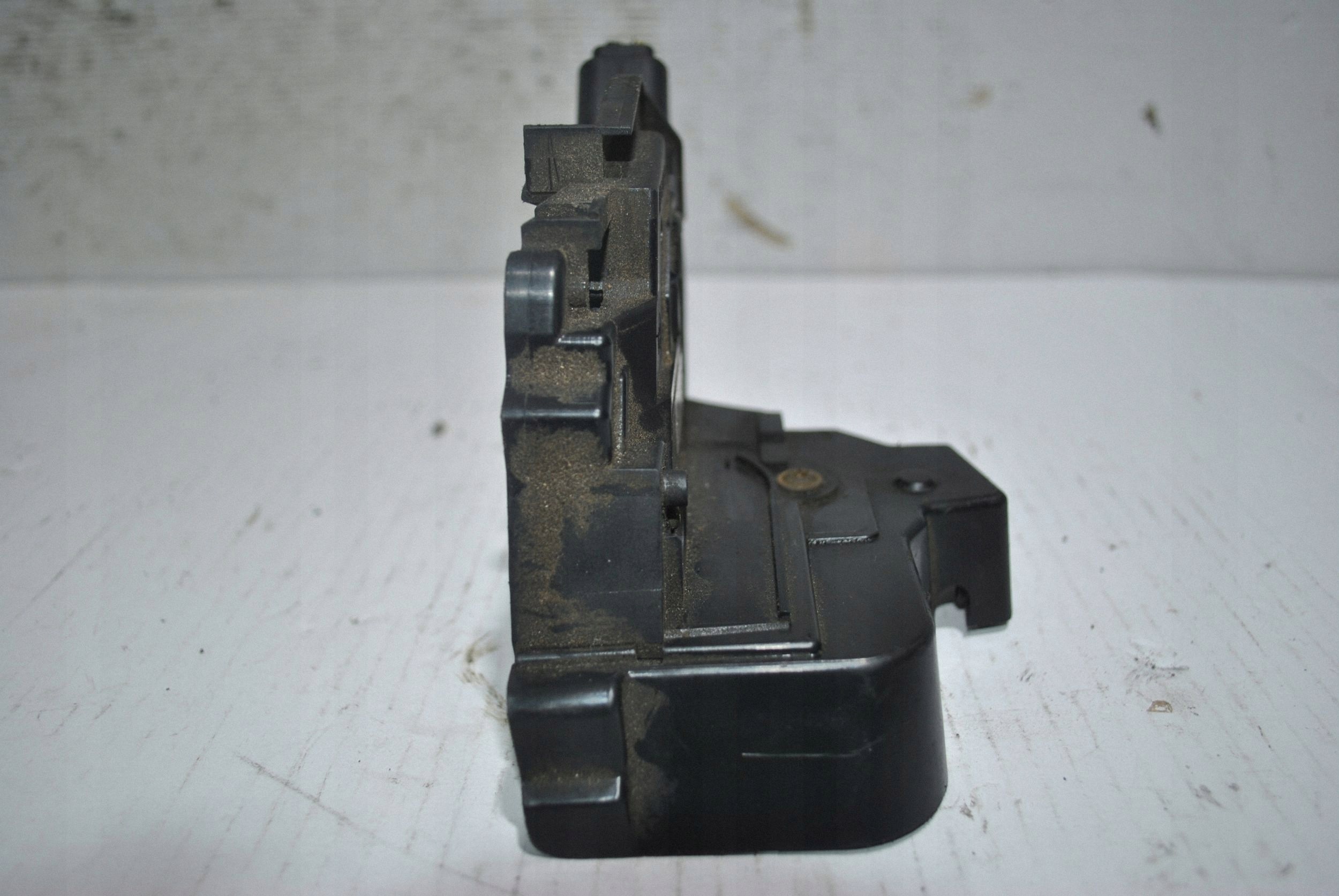 Vasen takaovi lukko Ford C-MAX 3M5A-R26412BP image 6