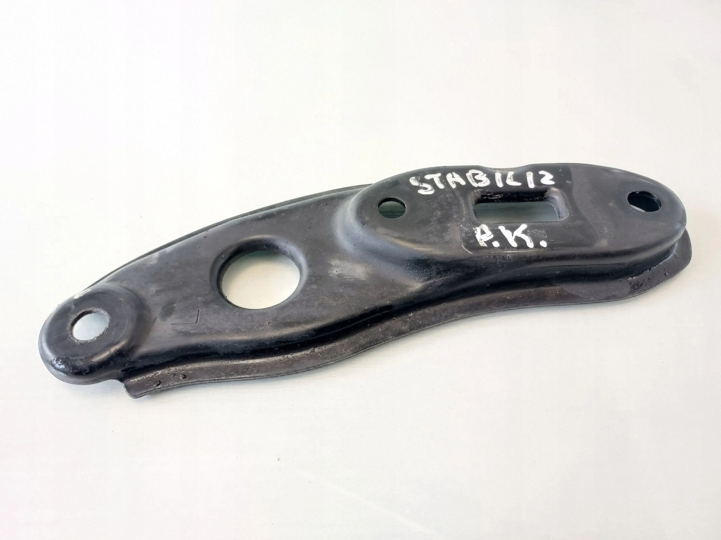 2008 Honda Civic Front Stabilizer Clamp OEM FRC85217