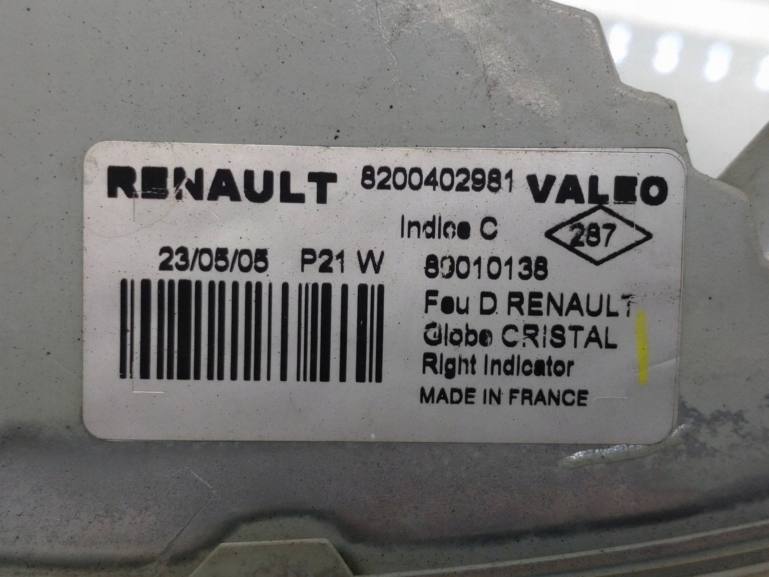 Direction indicator lamp Renault OE 8200402981 image 9