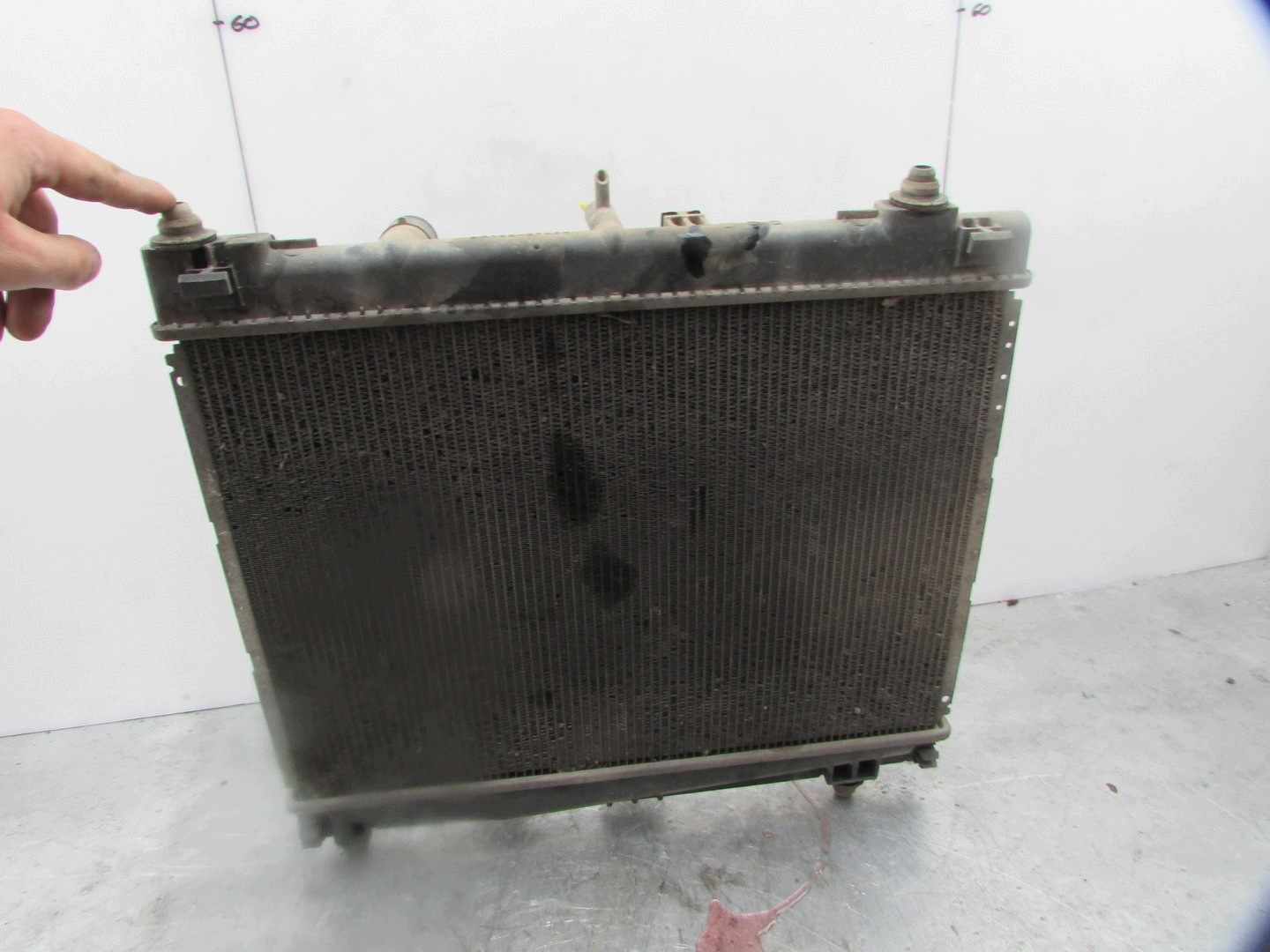 Toyota Yaris II 1.0 B Radiateur Eau image 4