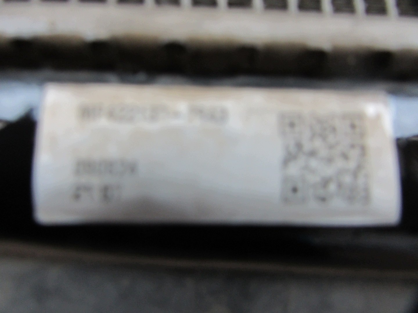 Toyota Yaris II 1.0 B Radiateur Eau image 6