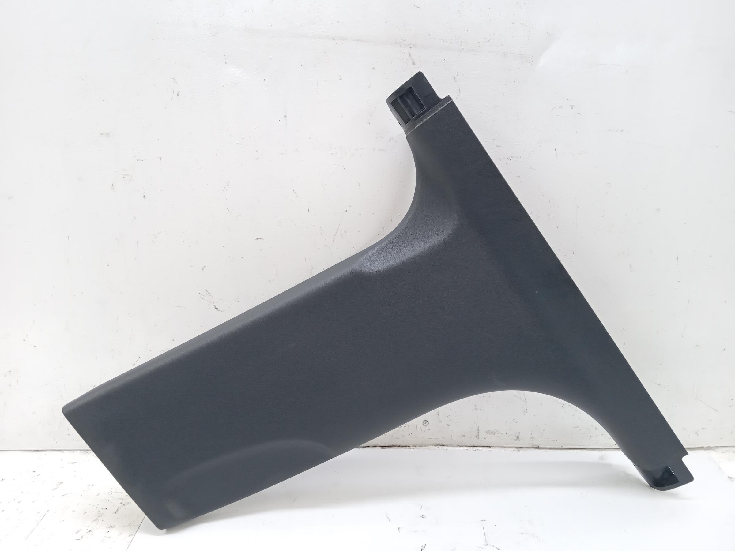 Audi A4 B8 B-stijl bekleding rechts 8K0867240B image 2