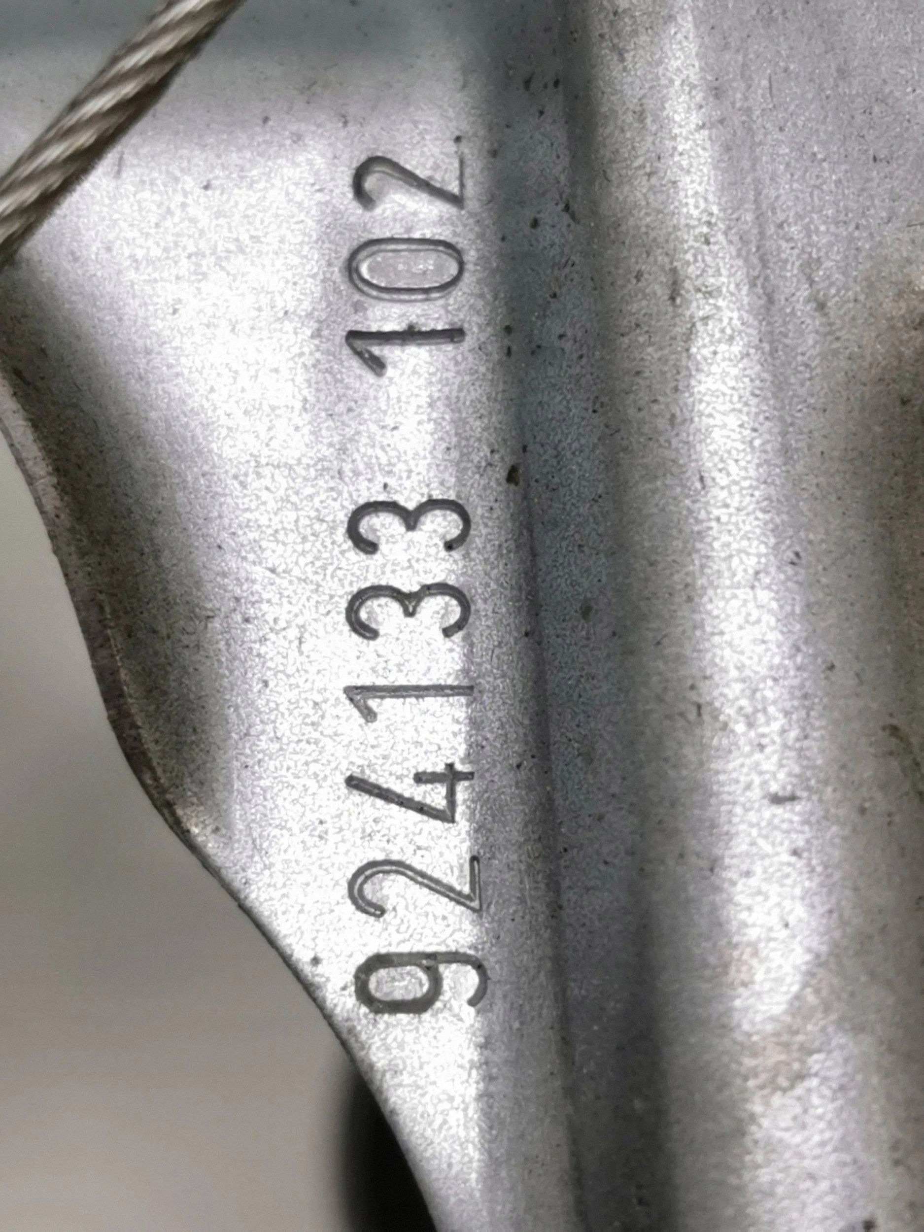 2014 Ford Focus Manual Rear Window Regulator image 4