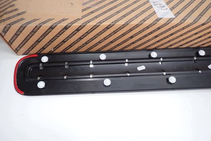 FIAT 500L 12- etuoven oikea lista 735521840 image 8