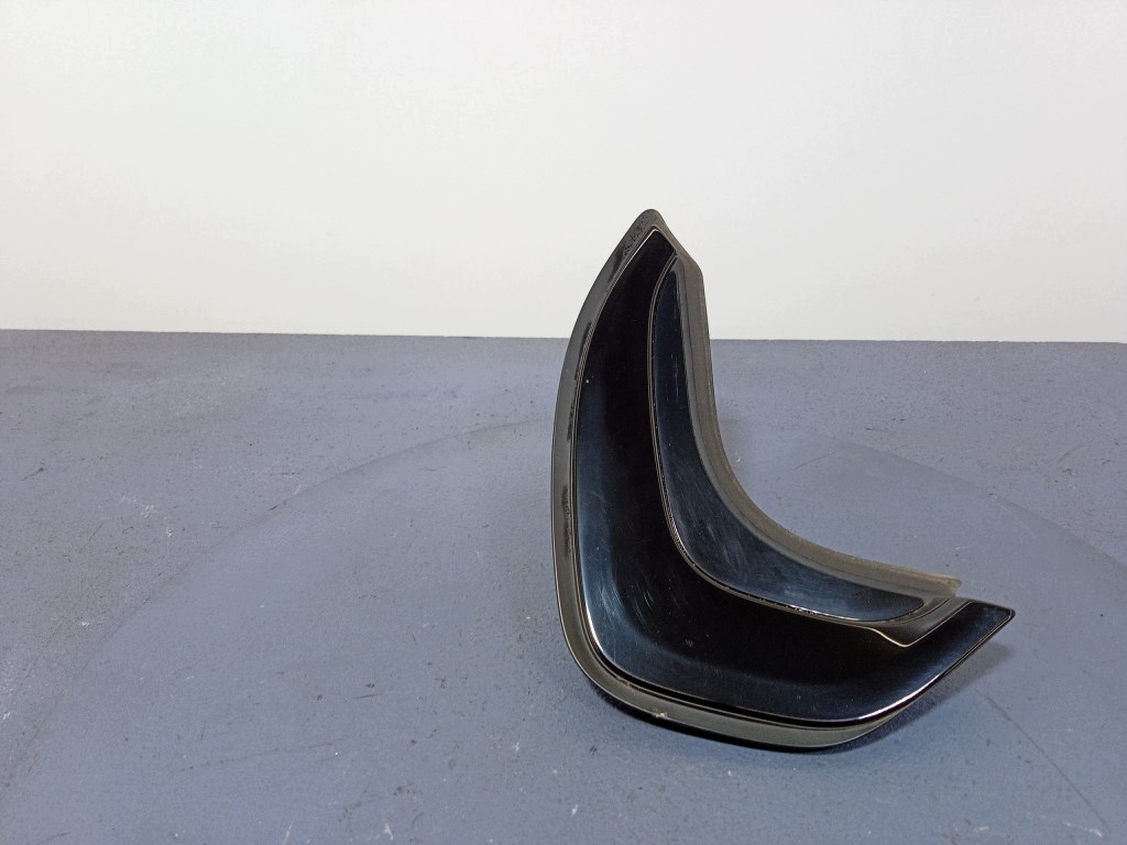BMW 1er F40 Radlaufblende hinten rechts OEM 7474002 image 2