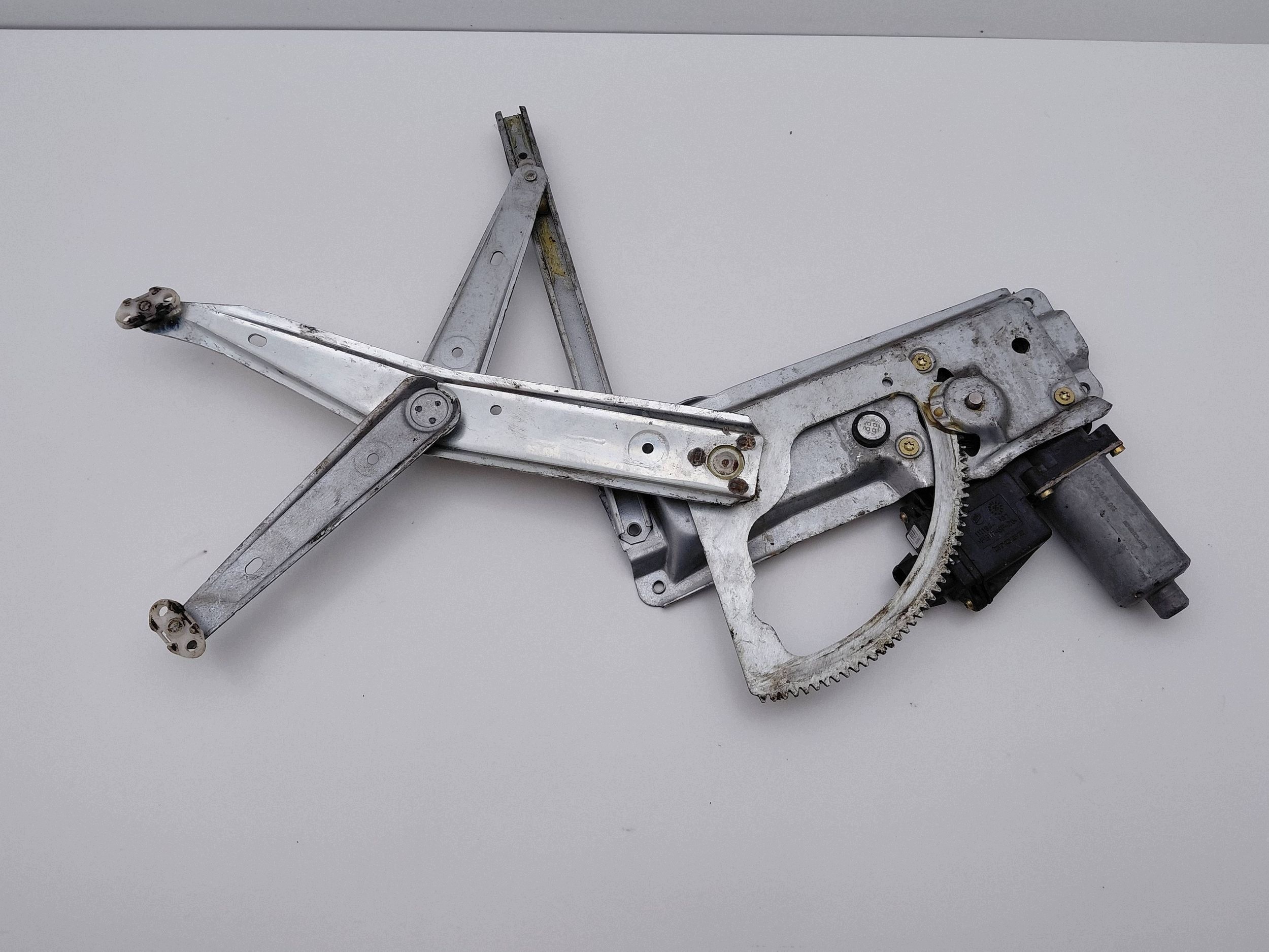 Lève-vitre droit avant Opel Vectra B DRC121964 image 6