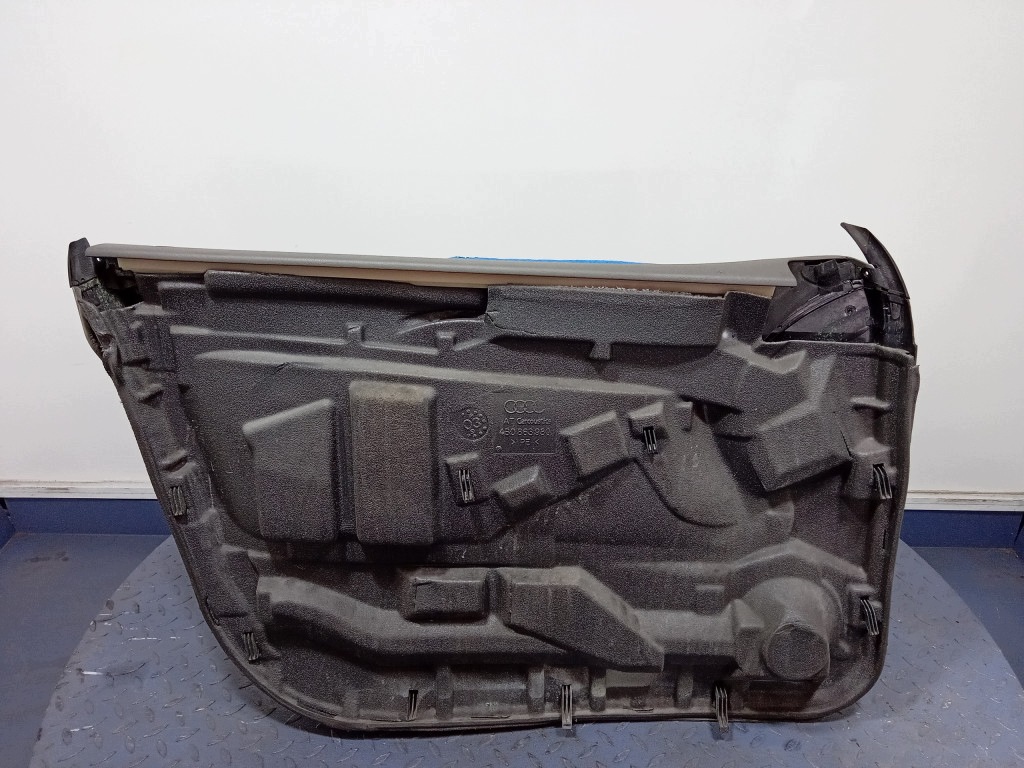 Audi A6 C5 Türverkleidung vorne rechts Leder OEM A-827491-4B1867106